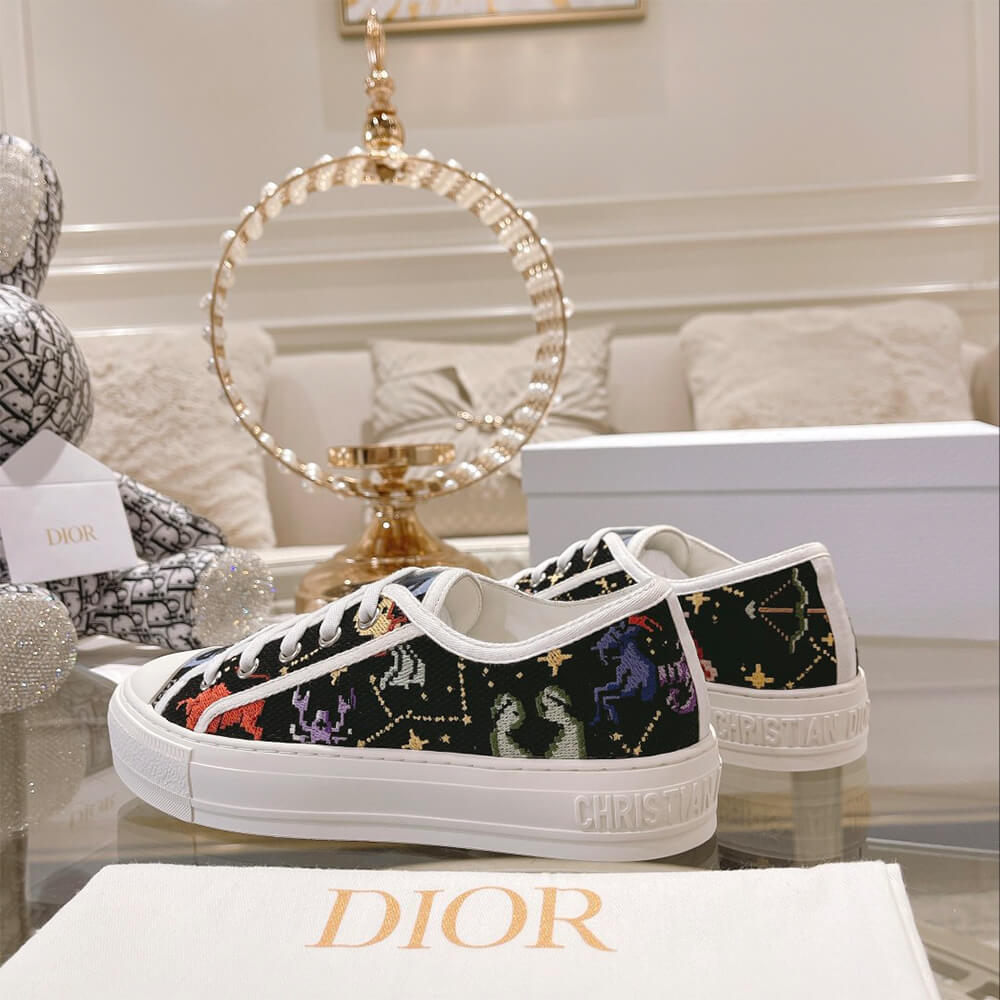 WALK N DIOR SNEAKER - Top Club