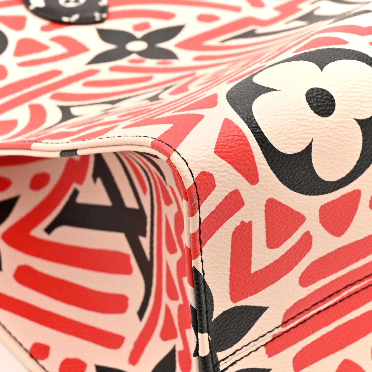 Monogram Giant Crafty Onthego GM Creme Rouge Black - Top Club