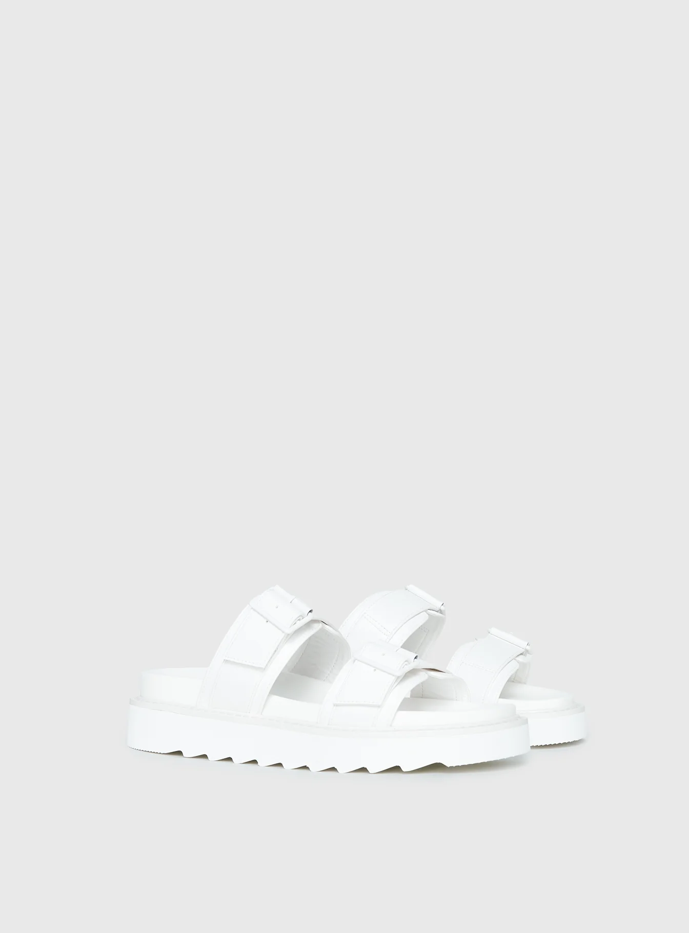 Ma Belle Sandals All White