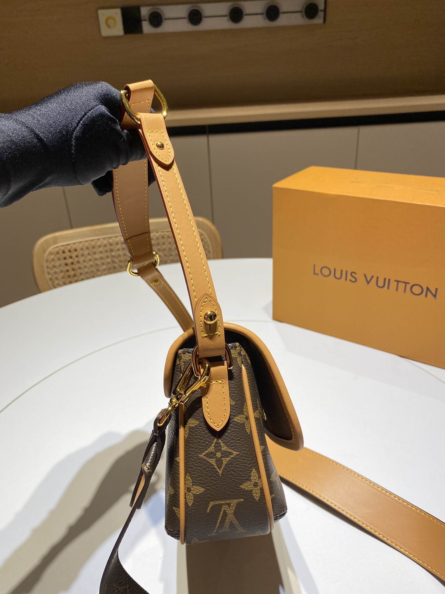 Louis new arrival 2024 bag size: 22x14x8 cm - Top Club