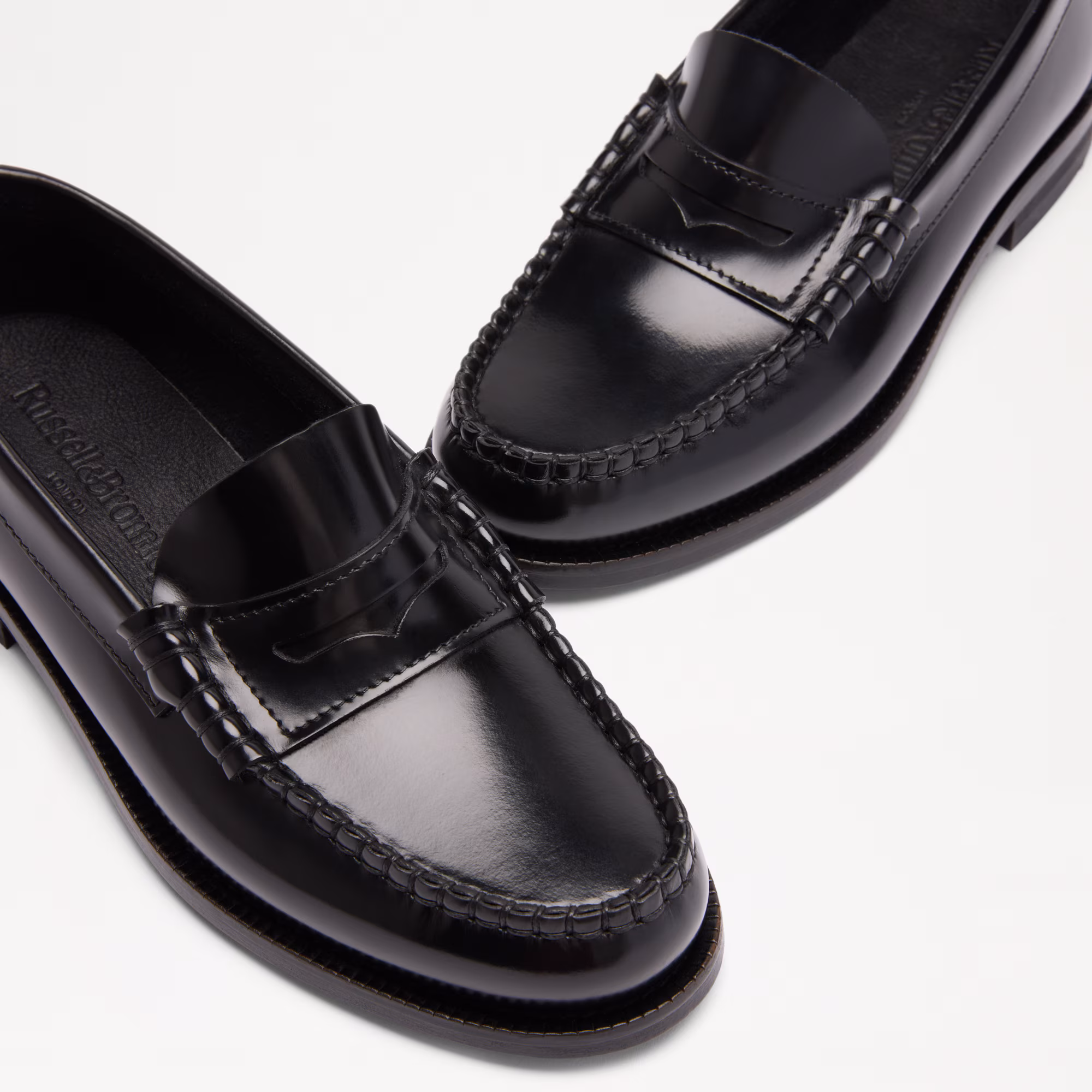 DartmoorMoccasin Saddle Loafer