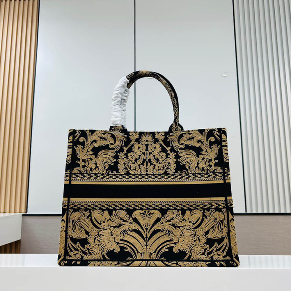LARGE DIOR BOOK TOTE - Top Club