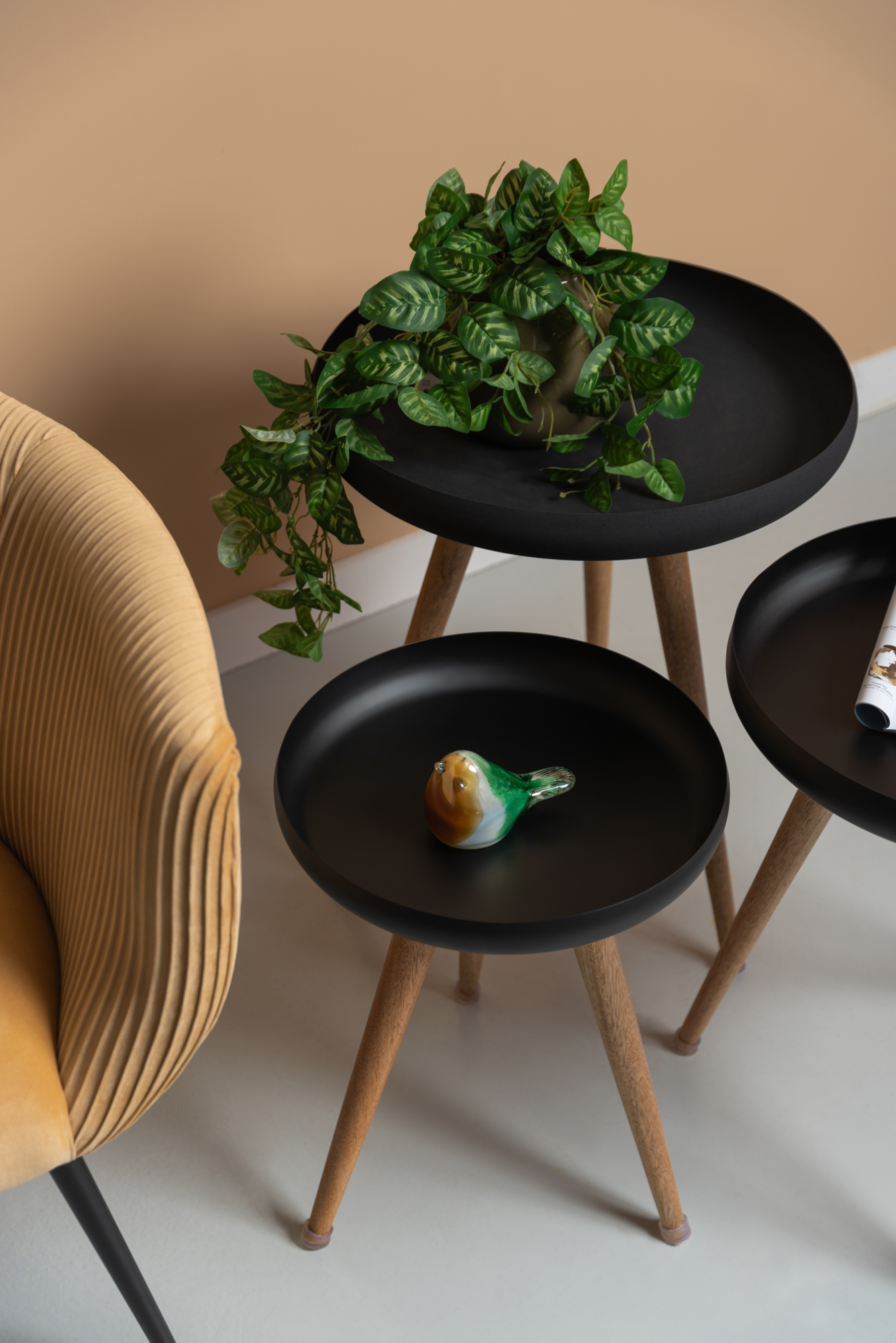 Table set Tripod metal black, mango wood legs