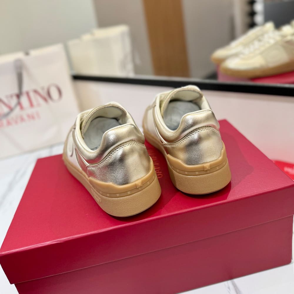 VALENTINO Women s UPVILLAGE calfskin sneakers - Top Club