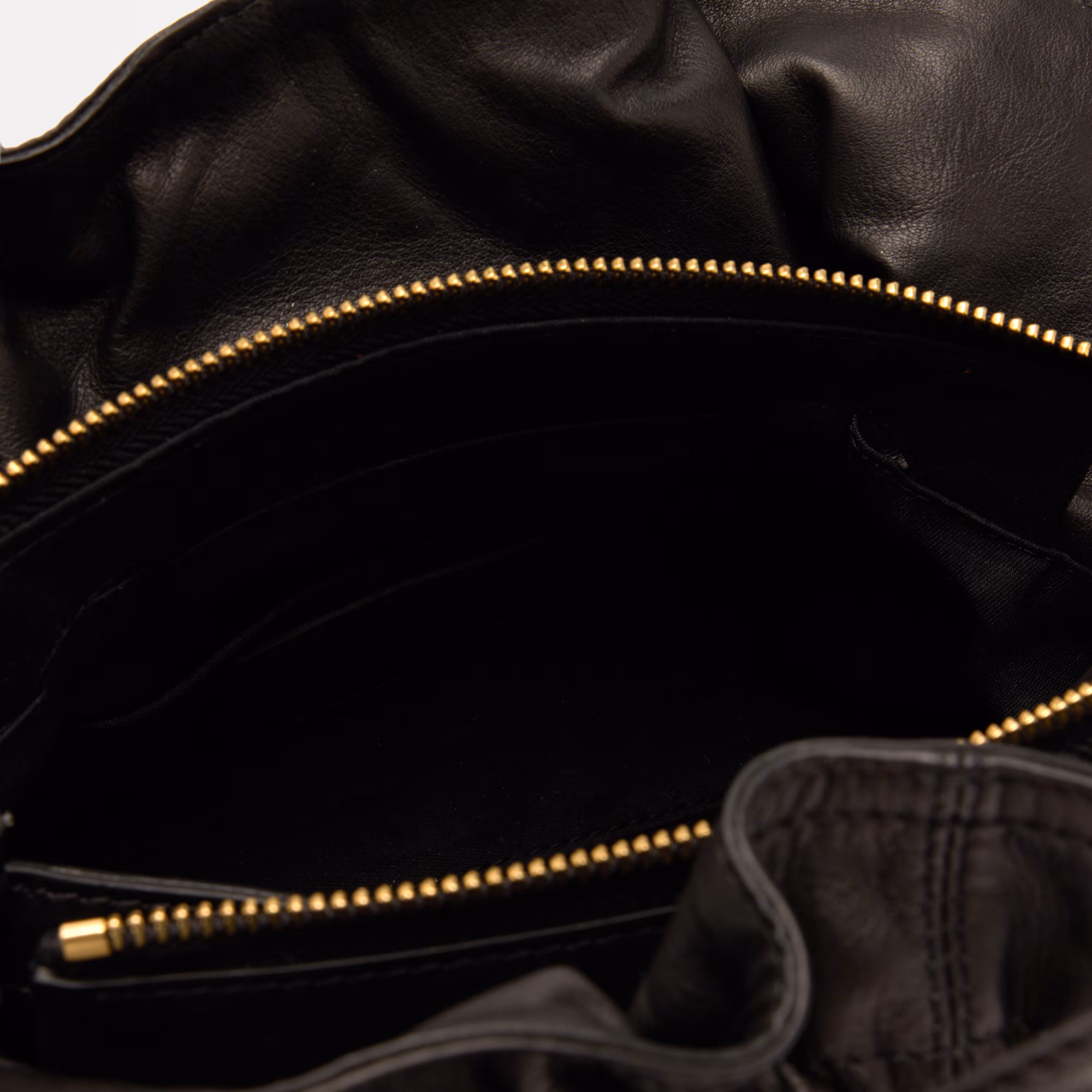 JessieRuched Crossbody Bag