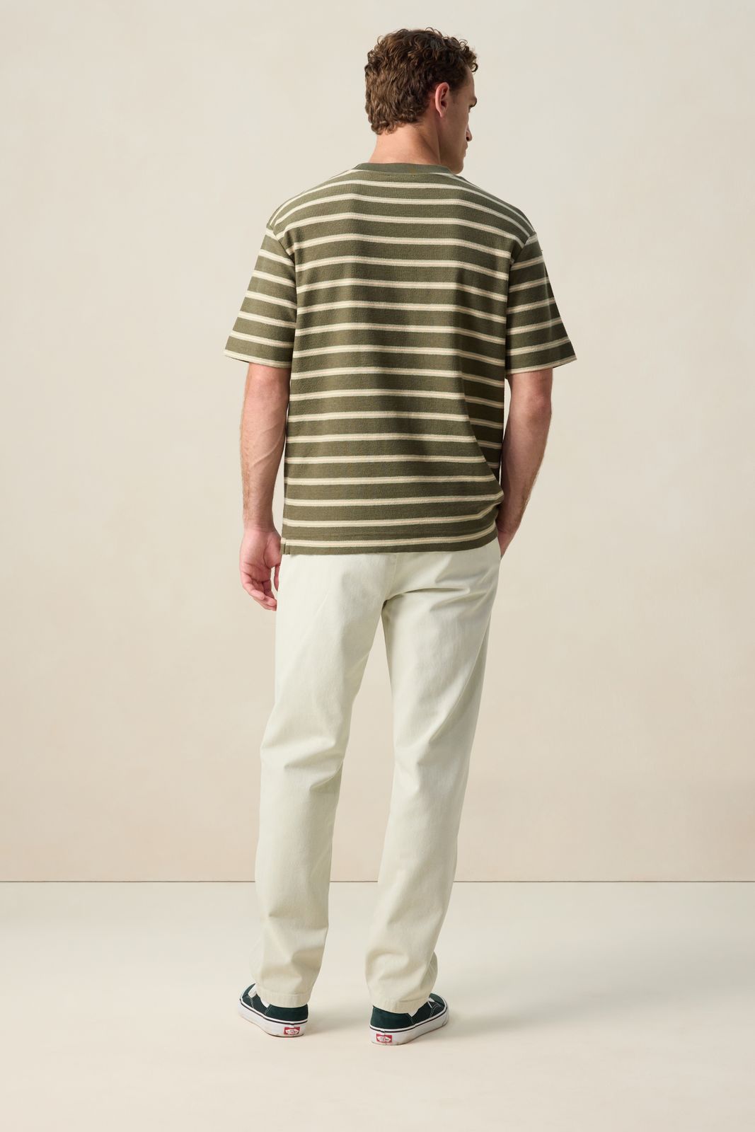 Donkergroen gestreept T-shirt