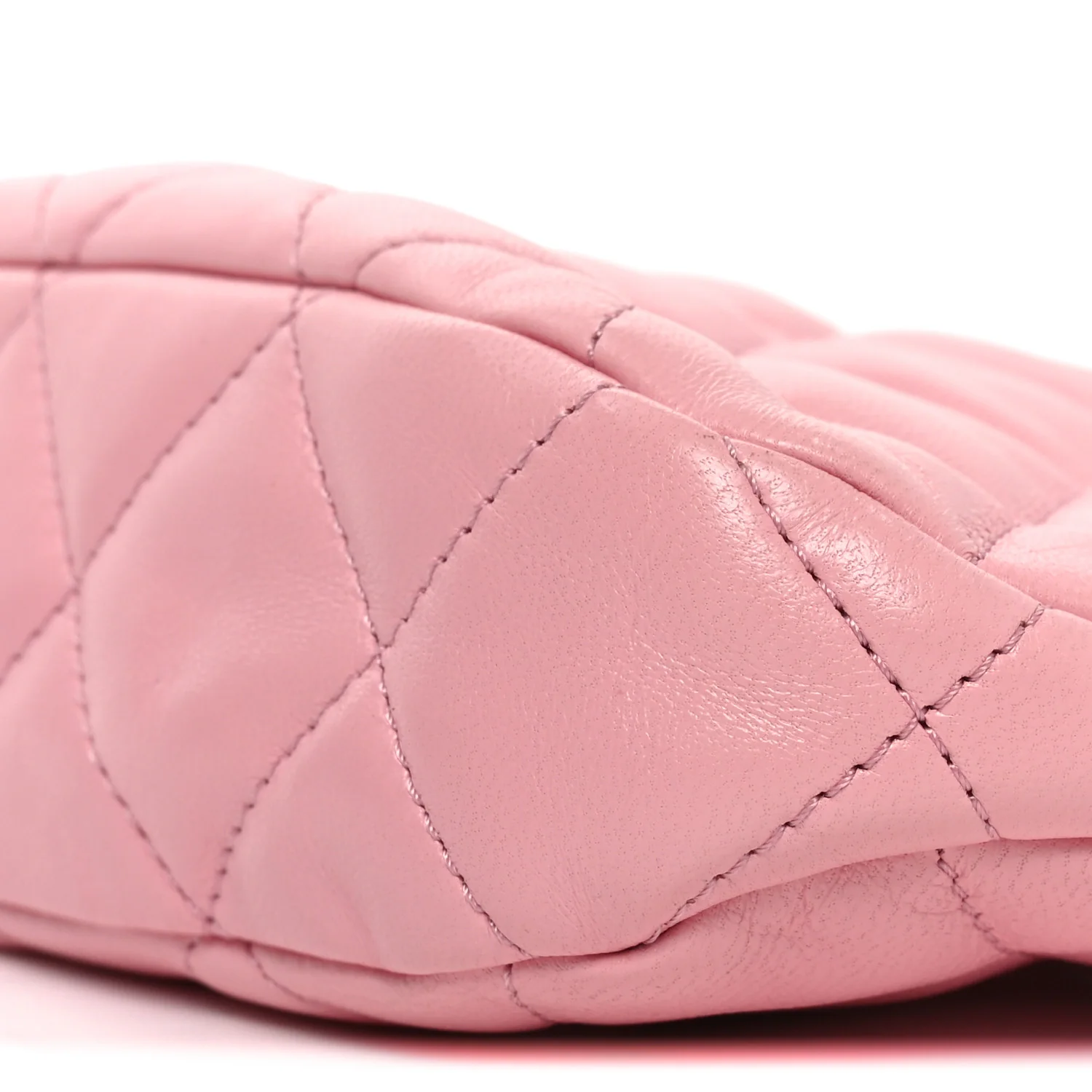 Lambskin Quilted CC Links Hobo Light Pink - Top Club