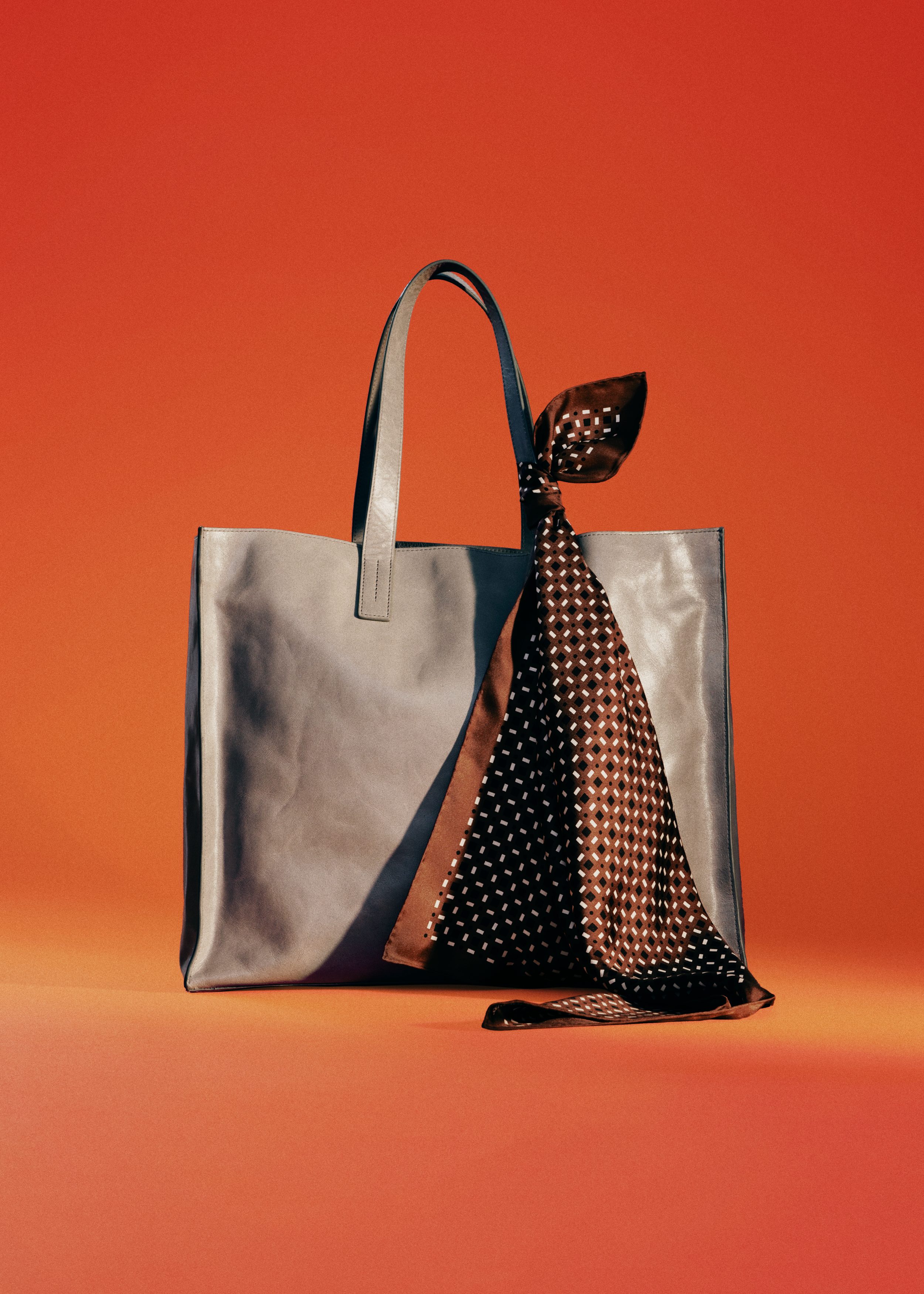 & Other Stories LEATHER TOTE BAG