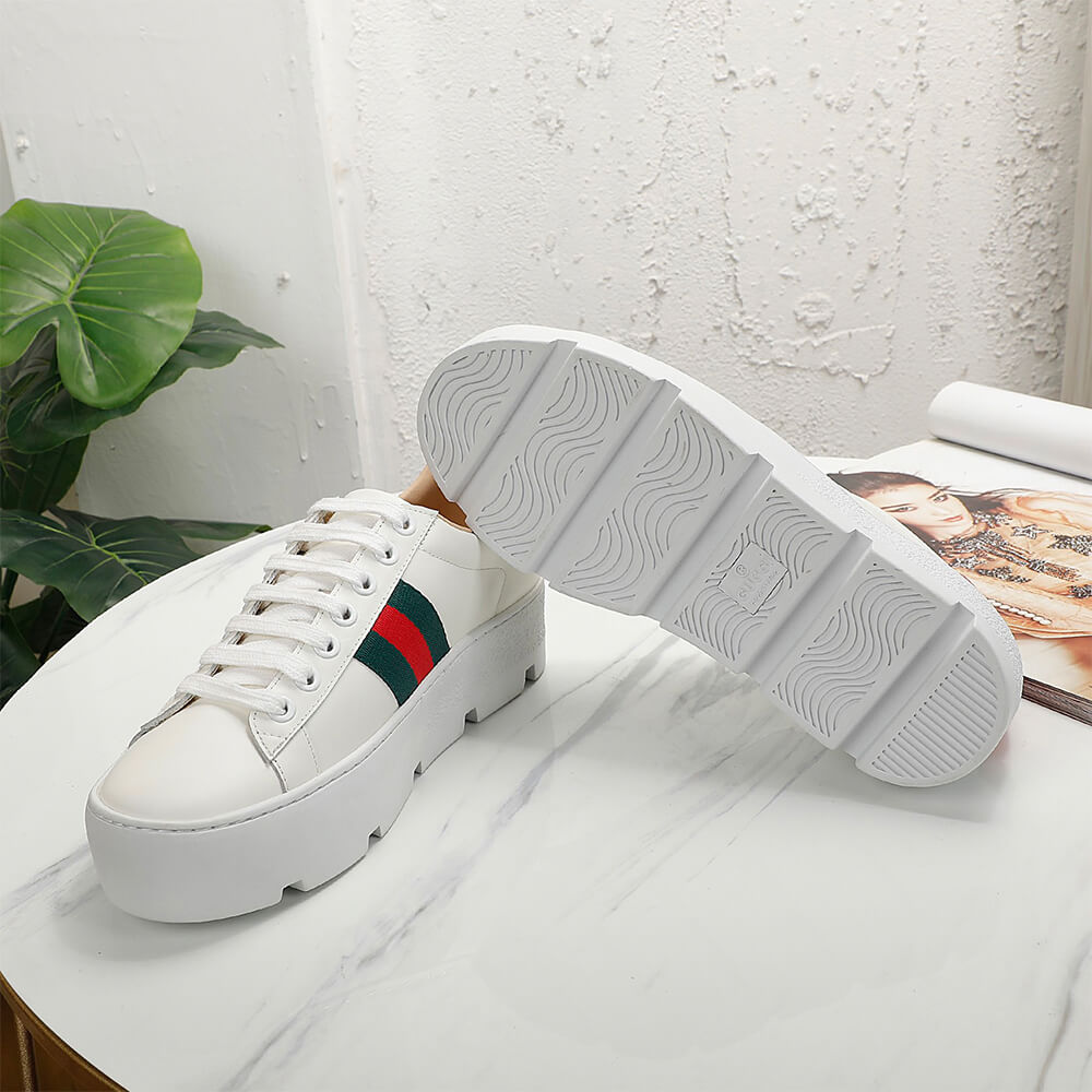 Women s Ace embroidered platform sneaker - Top Club