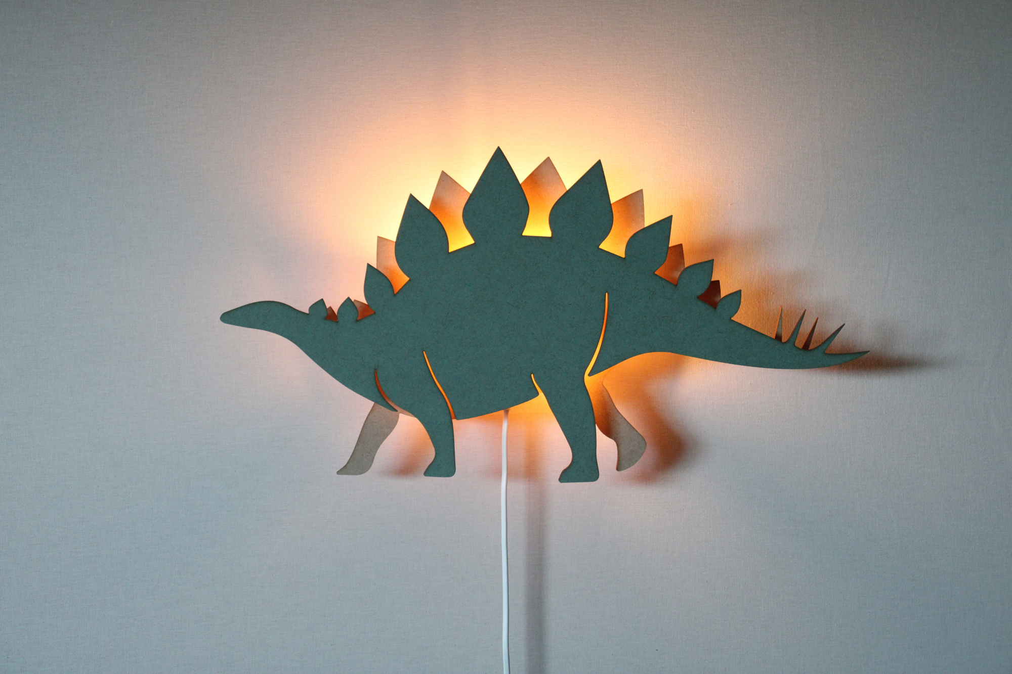 van Tjalle en Jasper - Wandlamp Stegosaurus