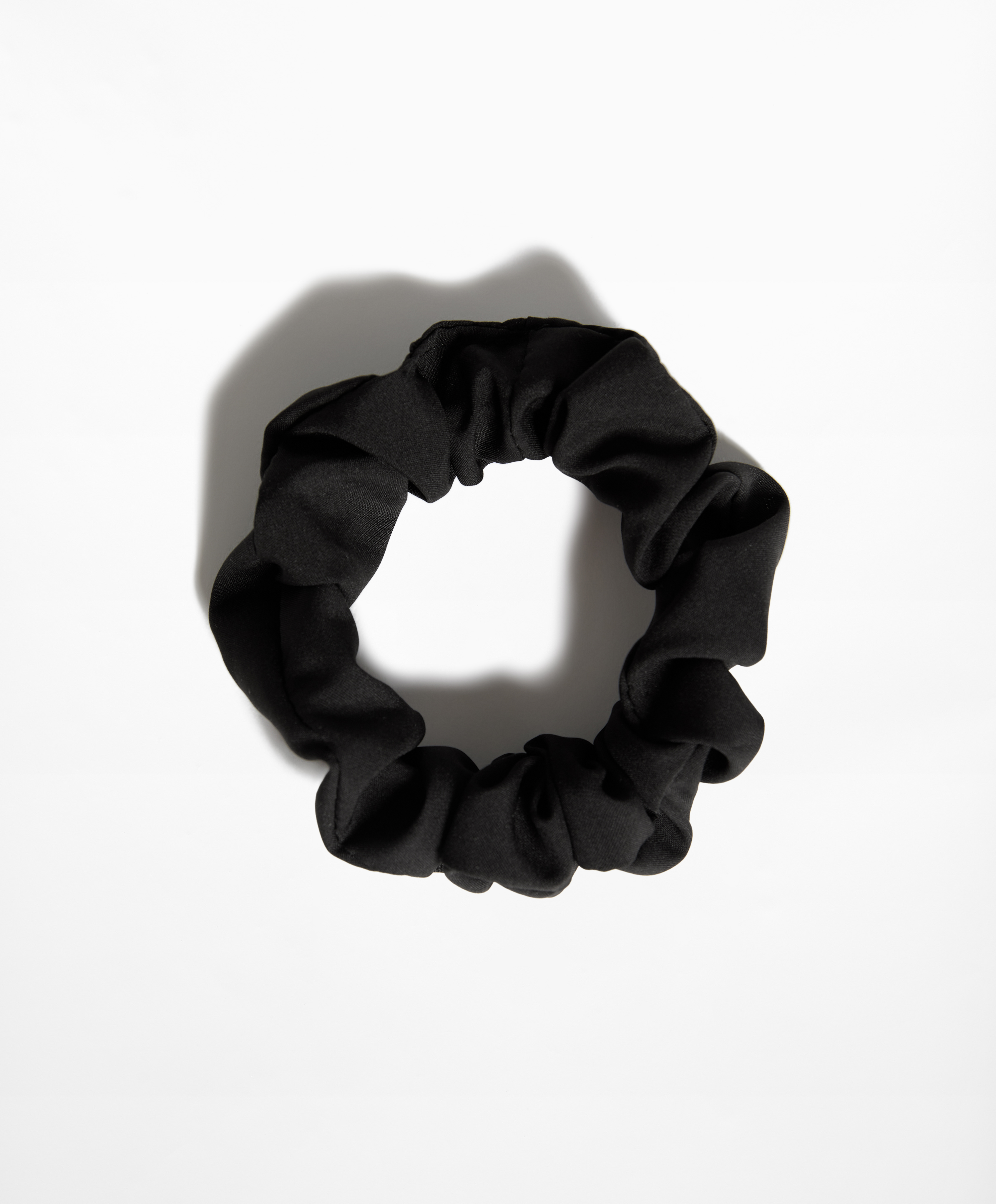 OYSHO 2 scrunchies
