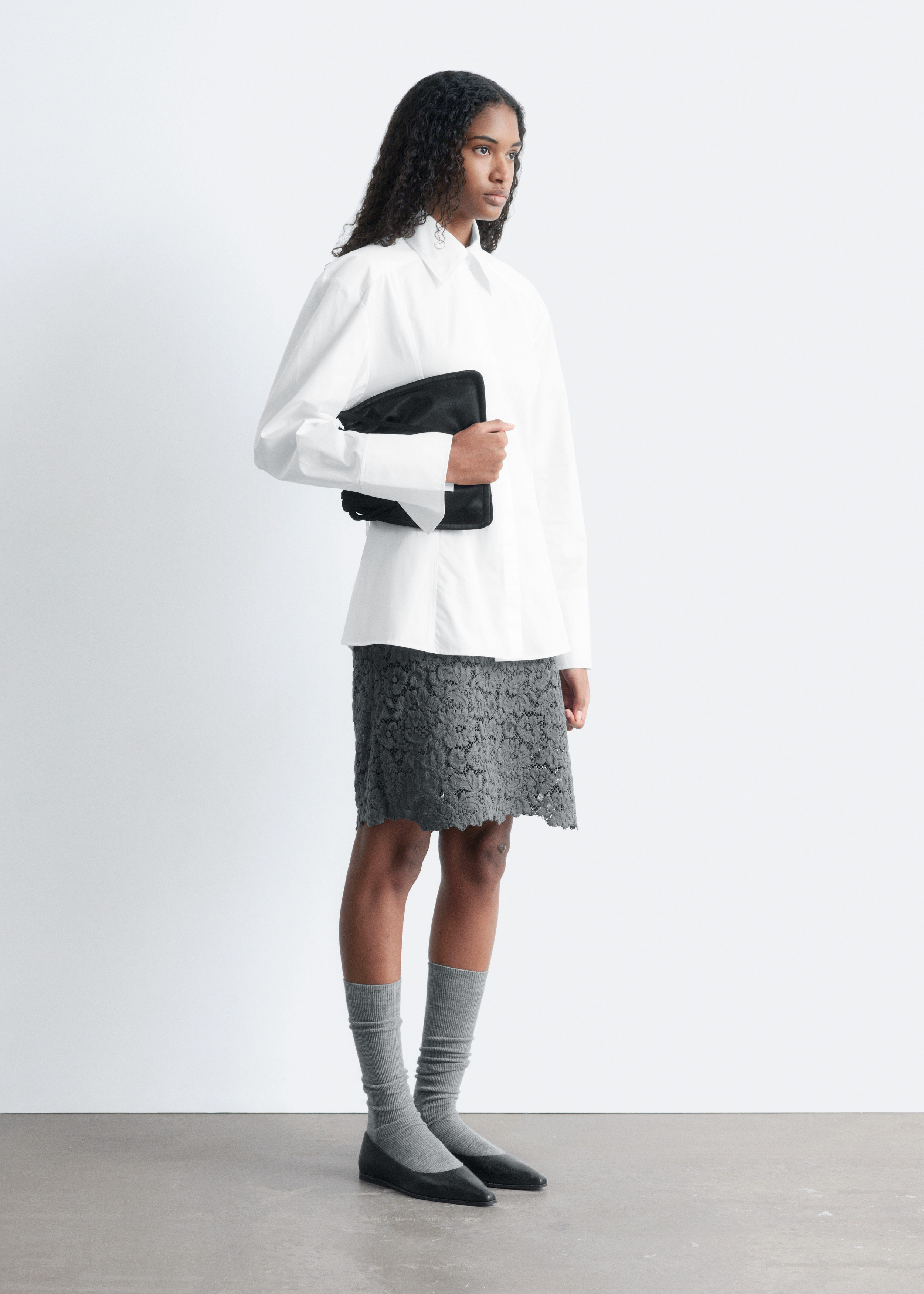 & Other Stories TAPERED TIE-BELT SHIRT