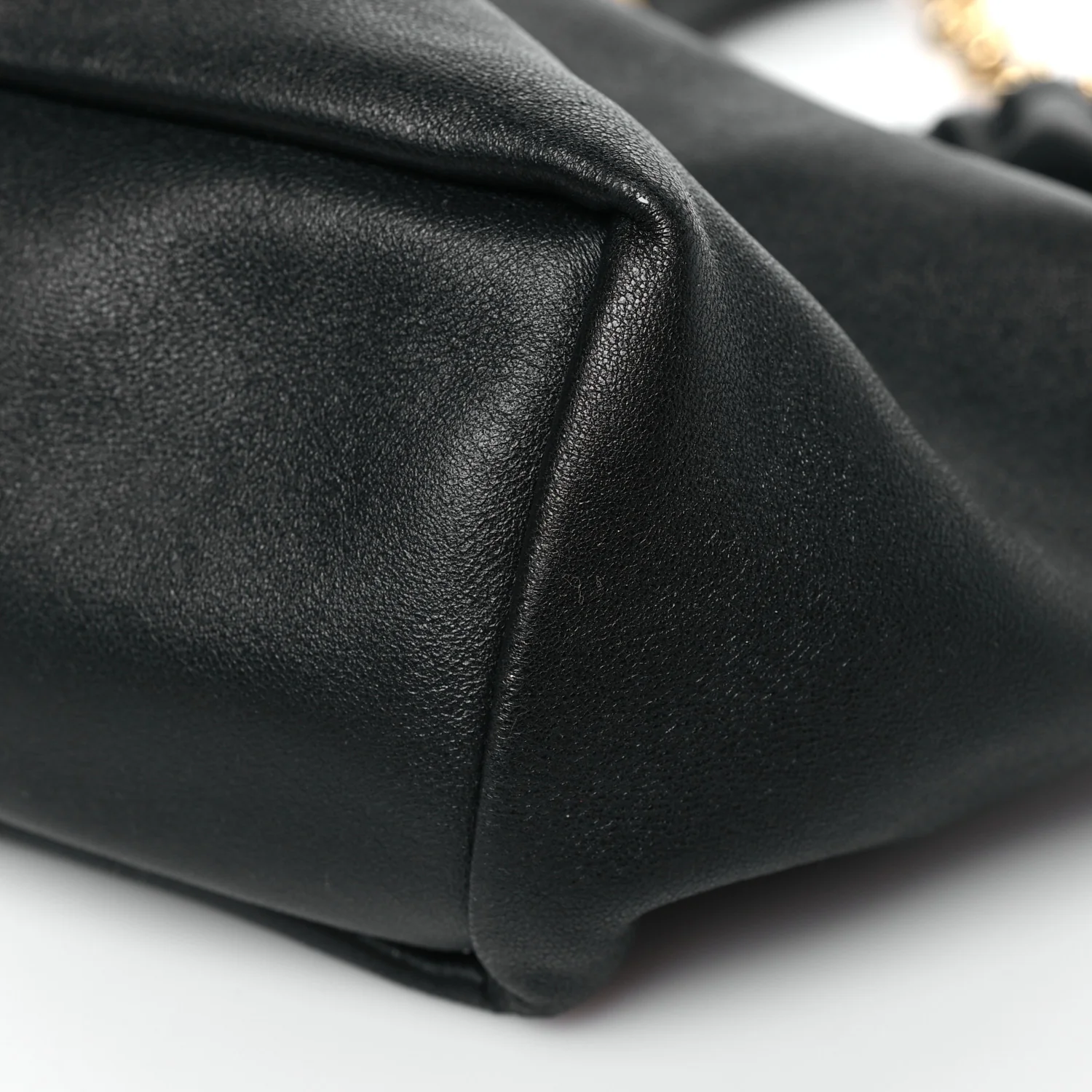 Nappa Small Squeeze Bag Black - Top Club