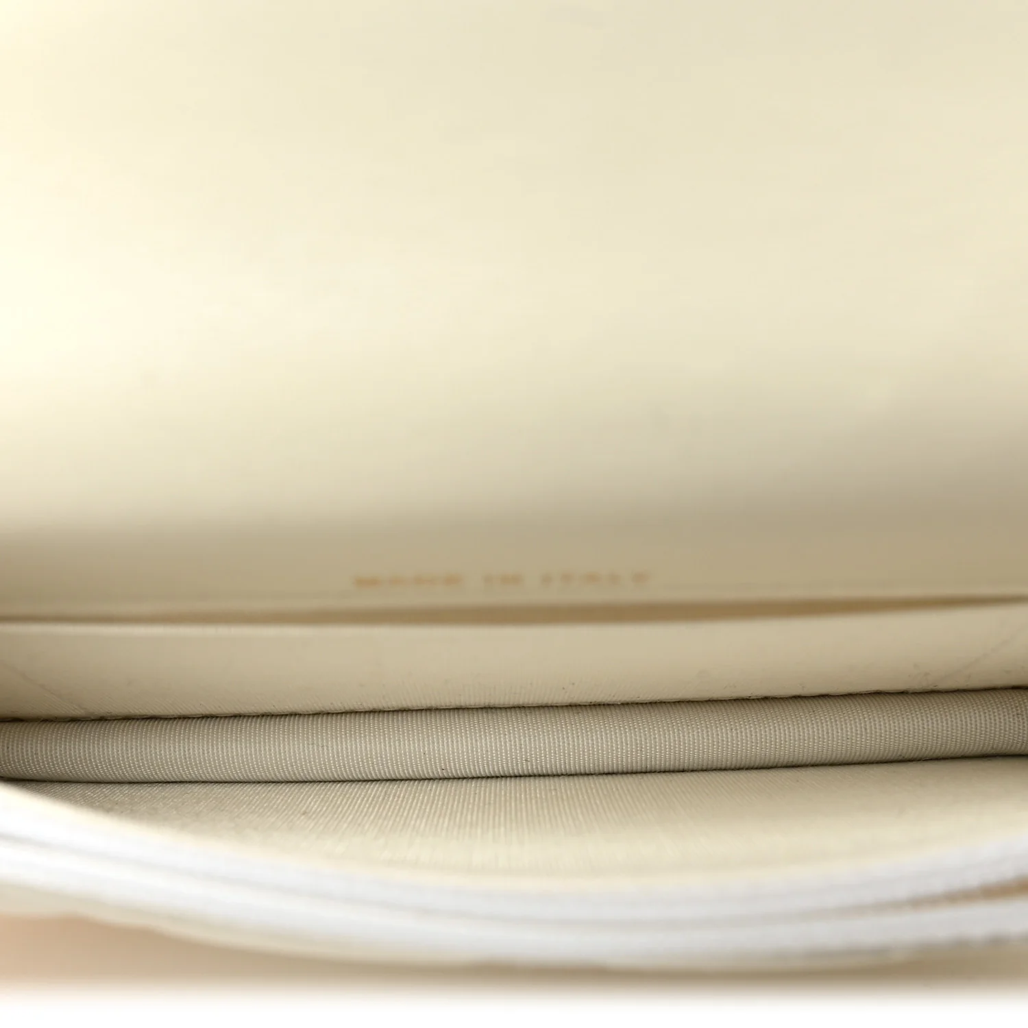 Calfskin Quilted Maxi Pearls Clutch With Chain  White - Top Club