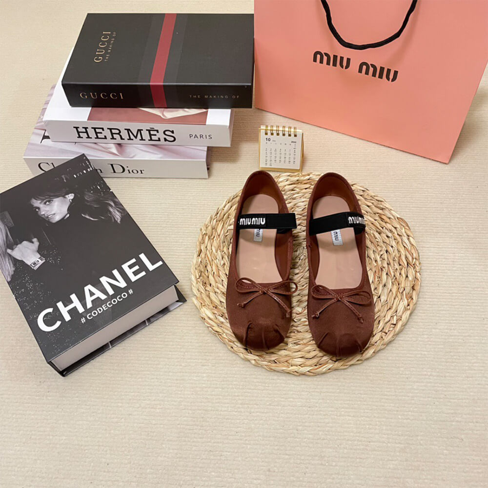 MiuMiu Satin ballerinas - Top Club