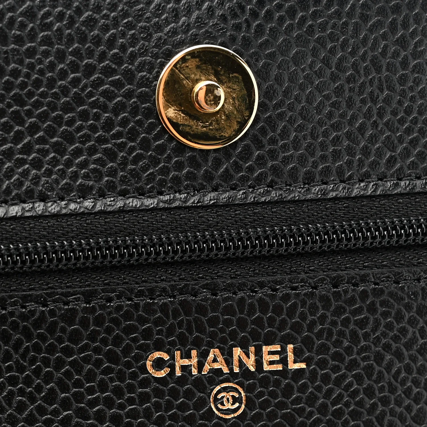 Caviar Quilted Wallet on Chain WOC Black - Top Club