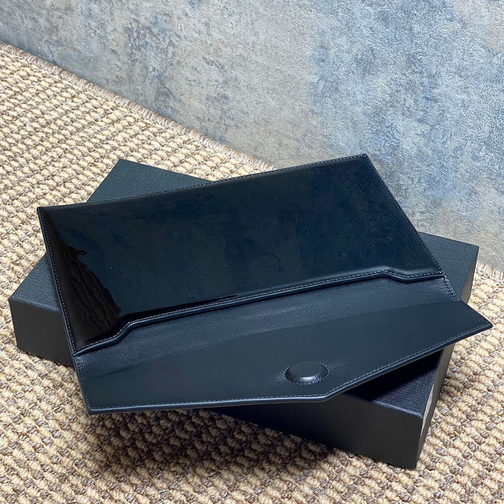 YSL UPTOWN POUCH IN PATENT LEATHER(HIGH-END GRADE) - Top Club
