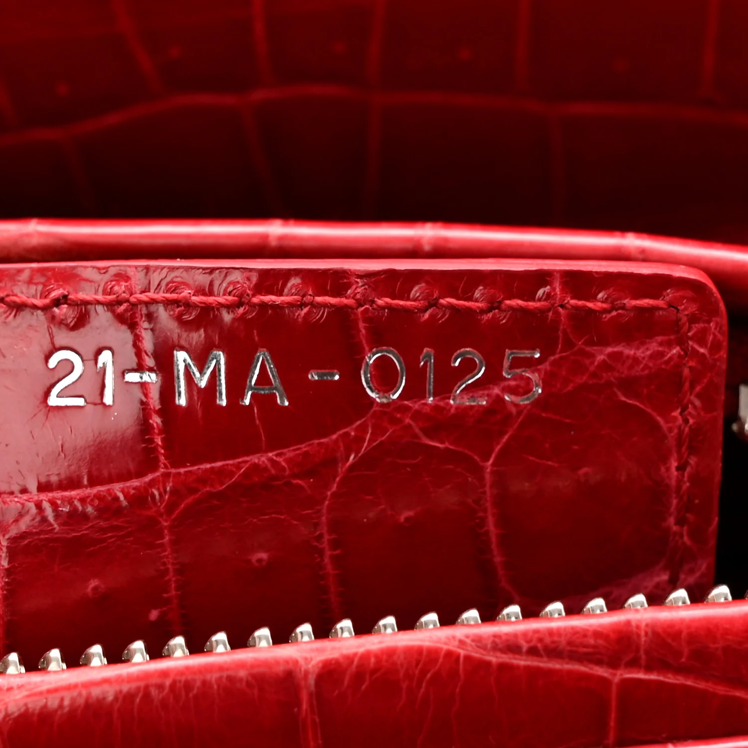 Alligator Medium Lady Dior Red - Top Club
