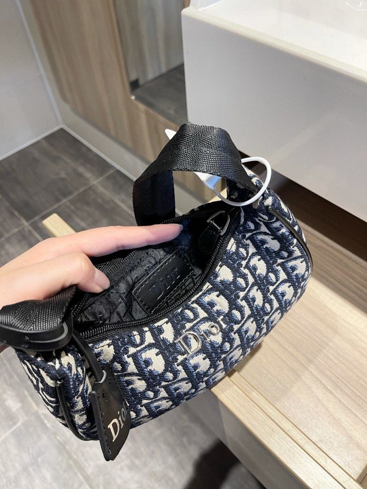 New Arrival Bags DIR 317  22 x 7 x 13 cm  8.8 x 2,8 x 5,2 inches - Top Club