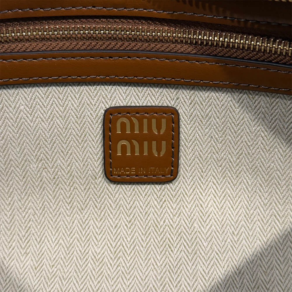MIUMIU Regular Aventure suede bag(HIGH-END GRADE) - Top Club