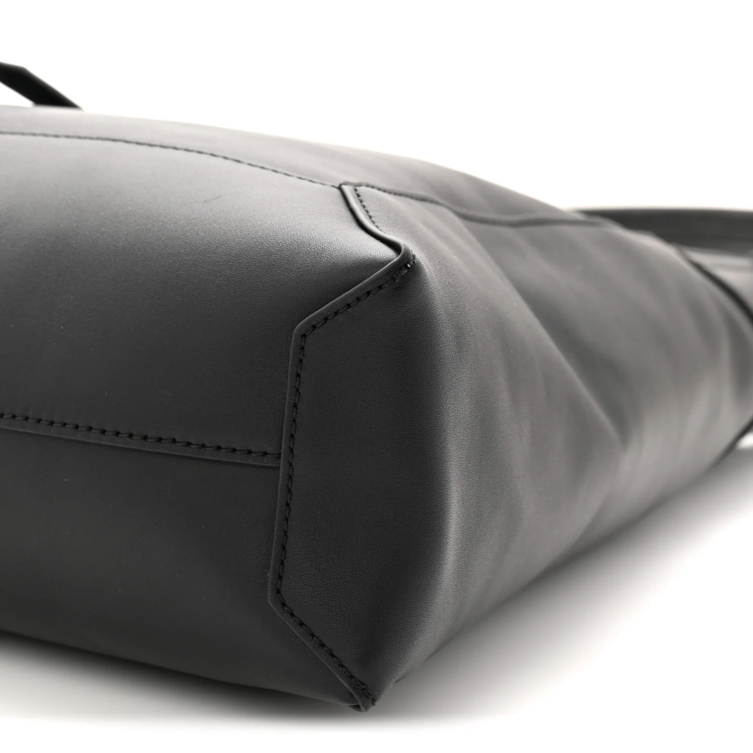 Calfskin Go Large Shoulder Bag Black - Top Club