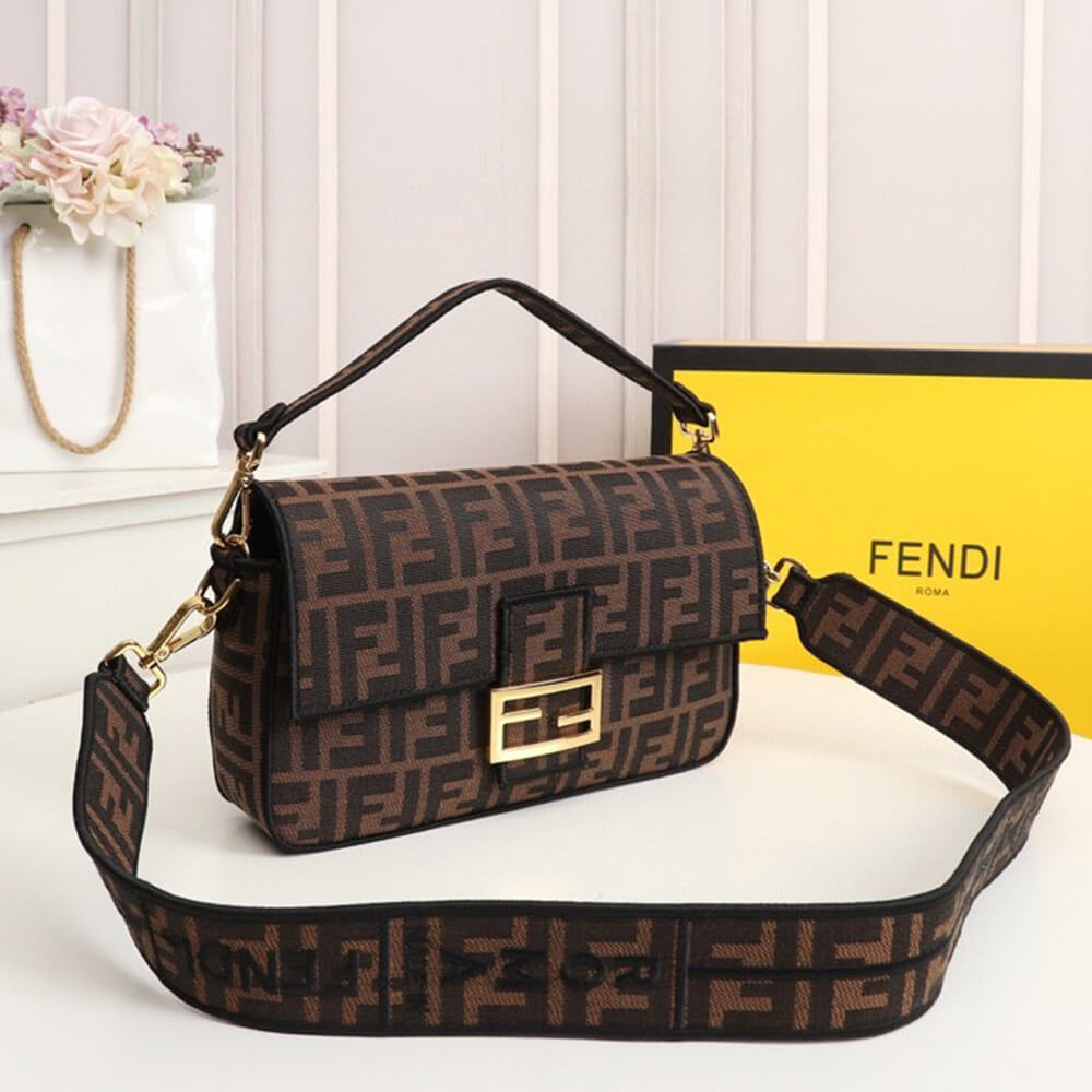 Fendi Baguette - Top Club