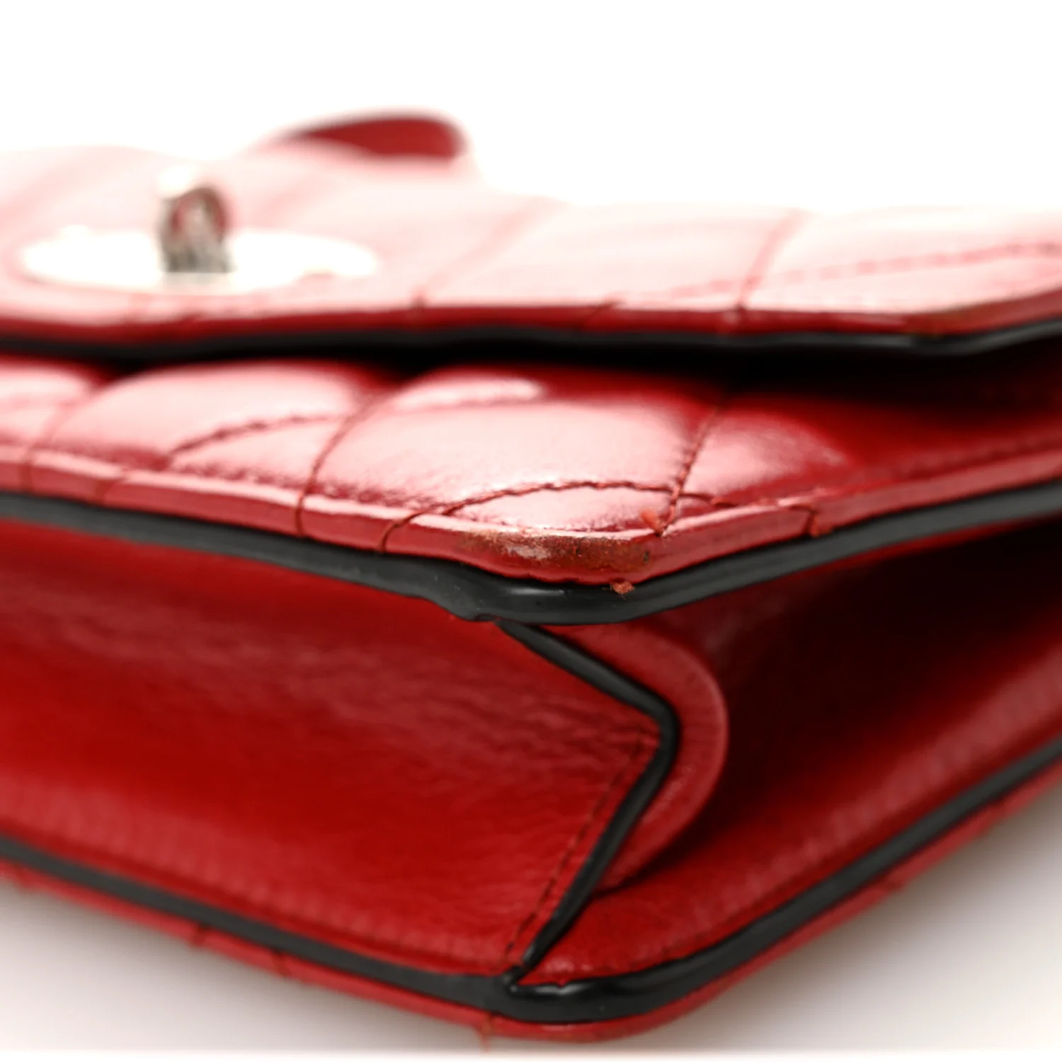 Shiny Buffalo Quilted Darley Shoulder Bag Red - Top Club
