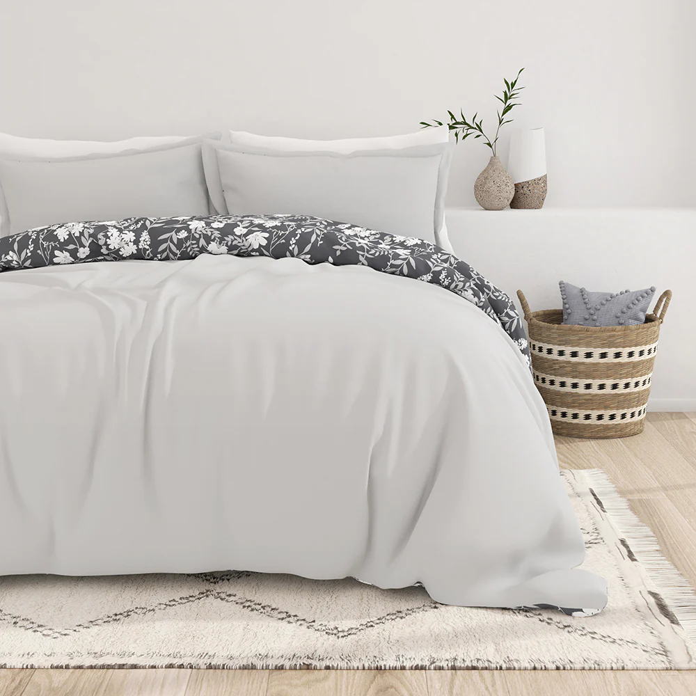 Secret Garden Pattern 3-Piece Reversible Duvet Cover Set (Sale)