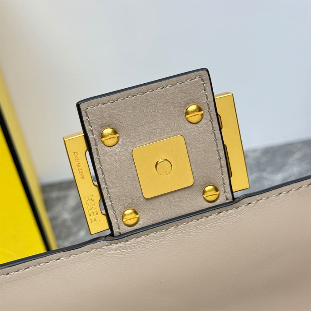 Fendi Baguette - Top Club