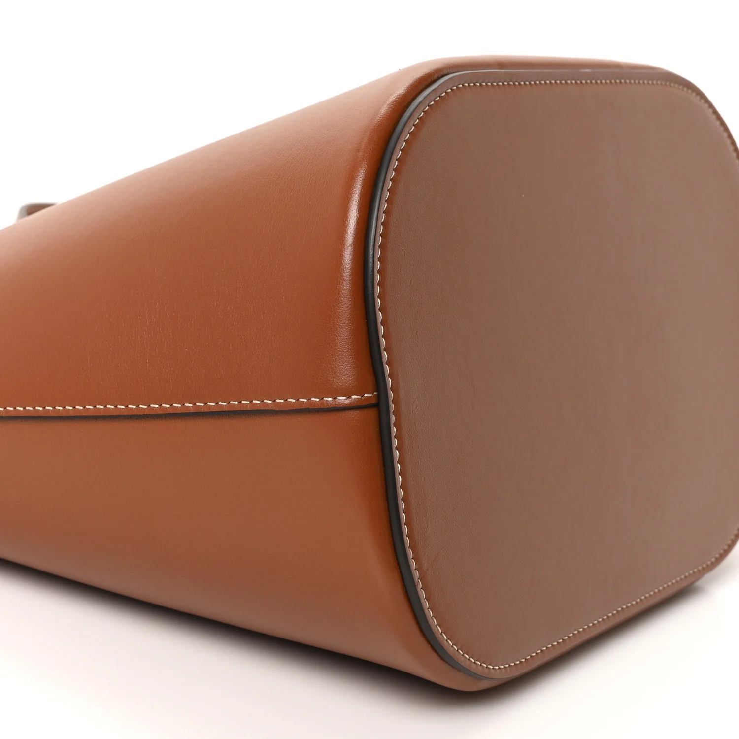 Smooth Calfskin Triomphe Medium Louise Bag Tan - Top Club