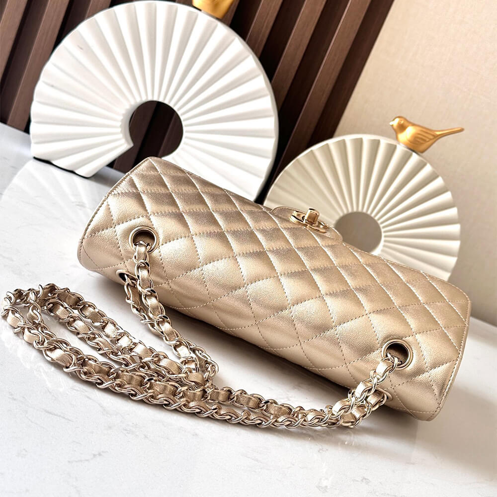 CHANEL Classic Flap Medium(High-end Grade) - Top Club