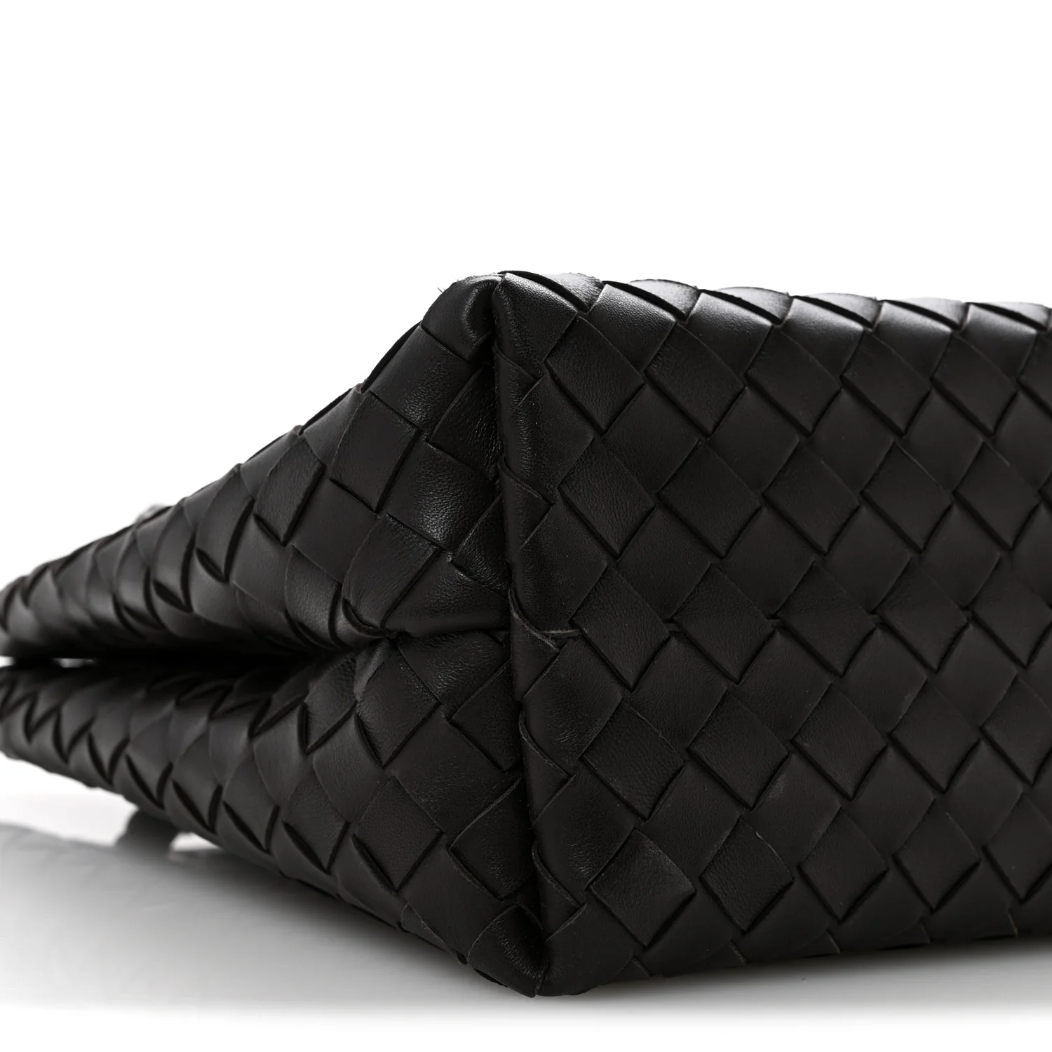 Nappa Intrecciato Medium Andiamo Shoulder Bag Fondant - Top Club