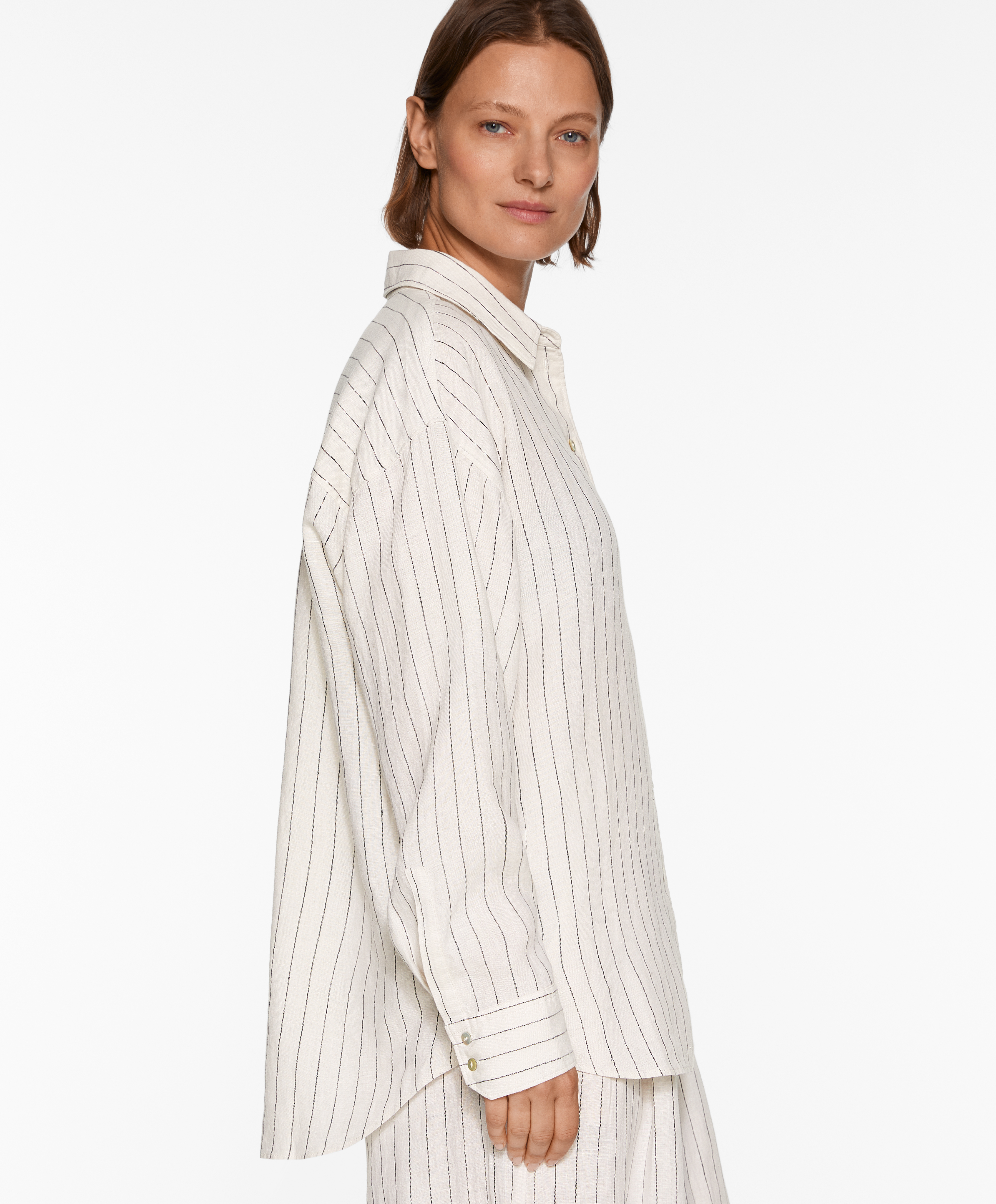 OYSHO Striped 100% linen long-sleeved shirt
