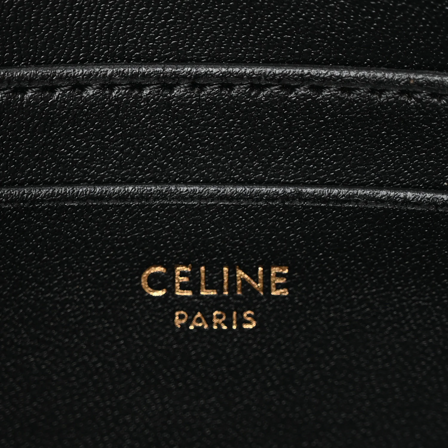 Grained Calfskin 16 Pochette Black - Top Club