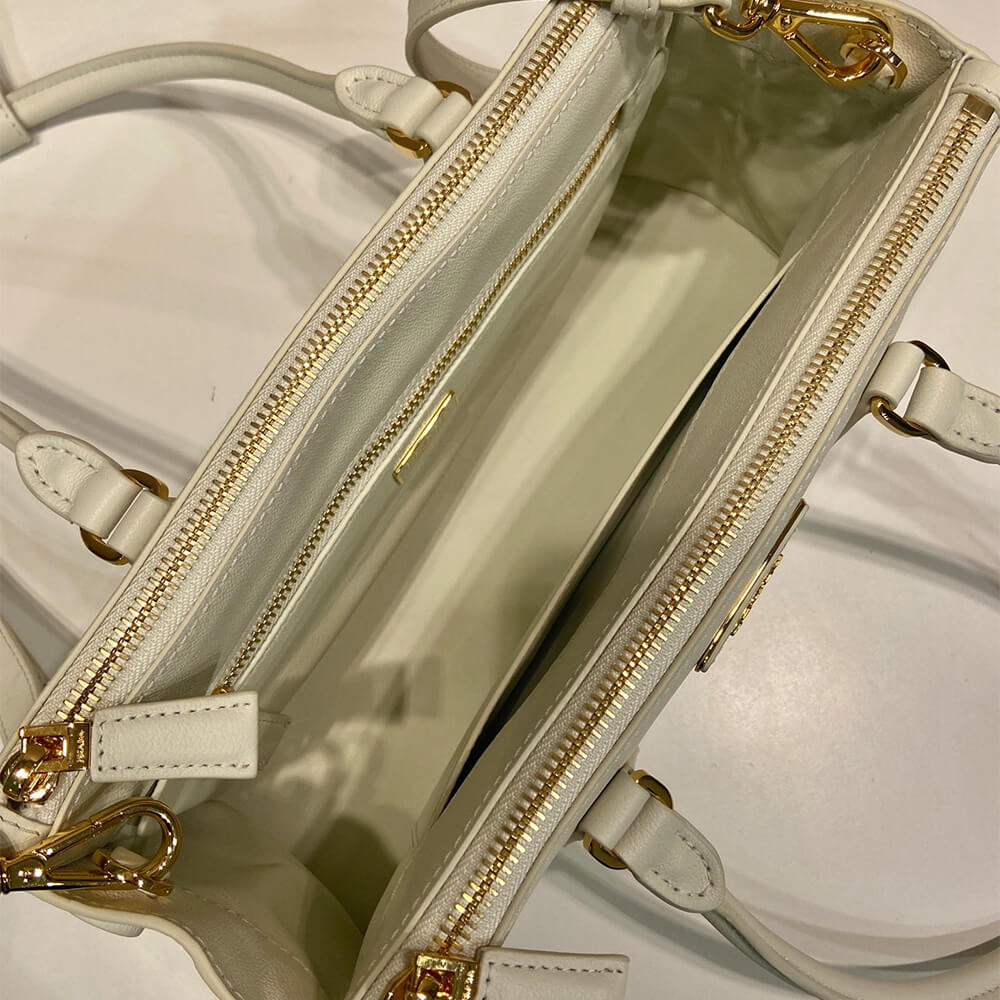 Medium Prada Galleria leather bag(HIGH-END GRADE) - Top Club