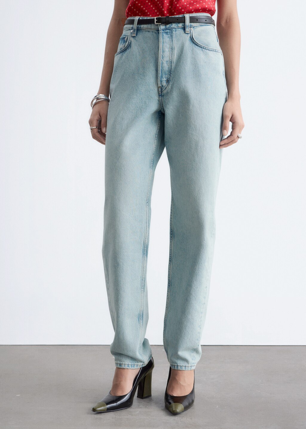 & Other Stories HIGH-WAIST TAPERED JEANS
