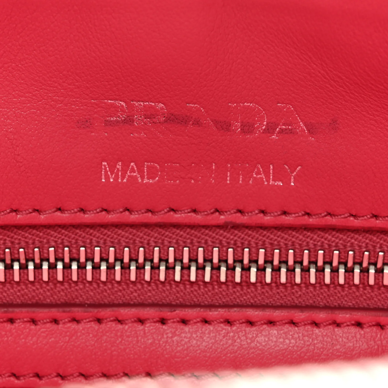 Soft Calfskin Diagramme Camera Bag Peonia - Top Club