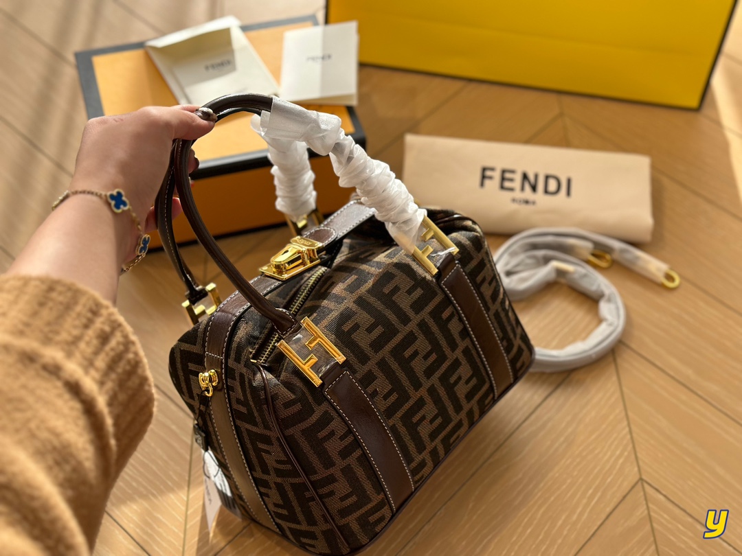 Fen Baguette new arrival bag size ; 27* 16 cm - Top Club