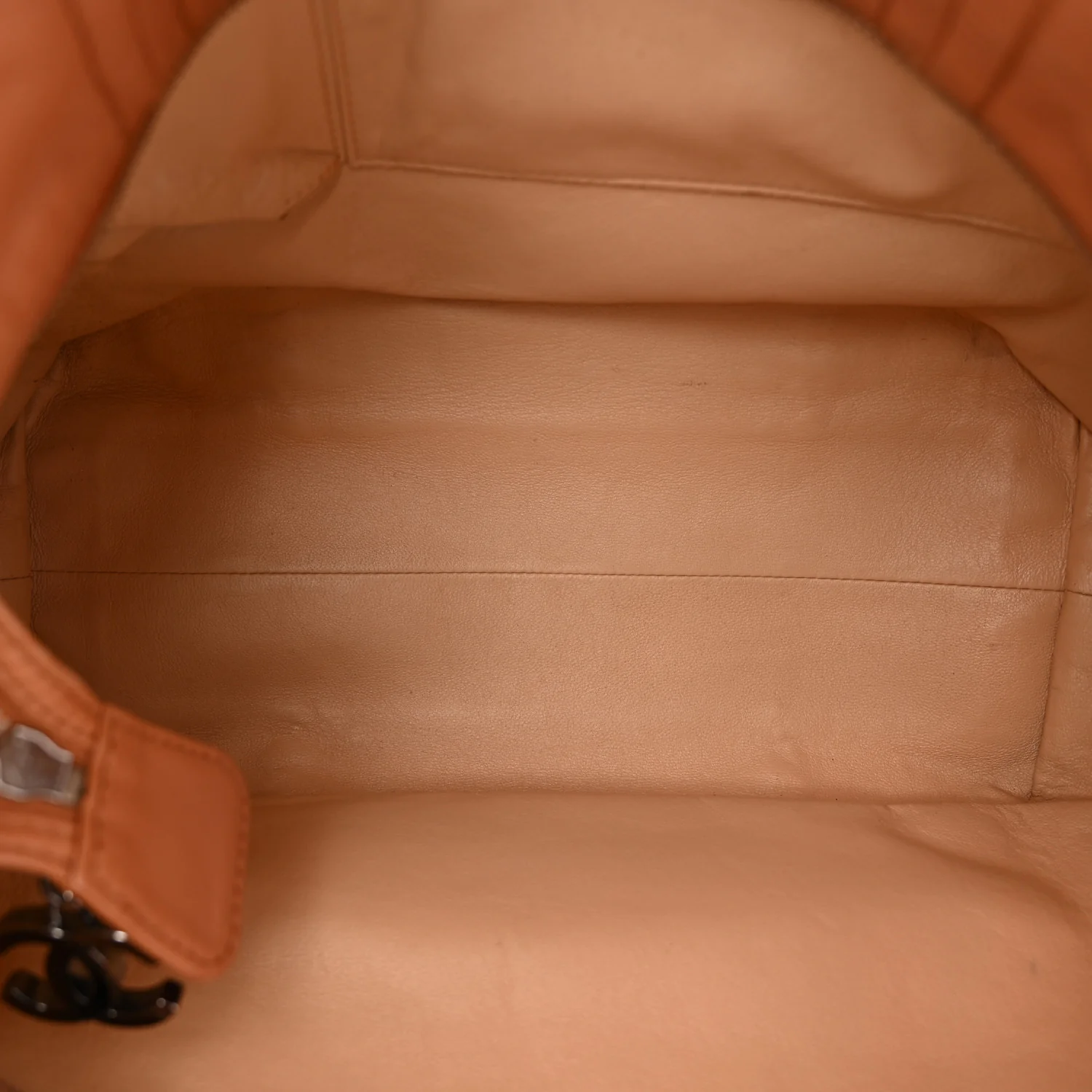 Smooth Calfskin Luxe Ligne Tote Dark Beige - Top Club