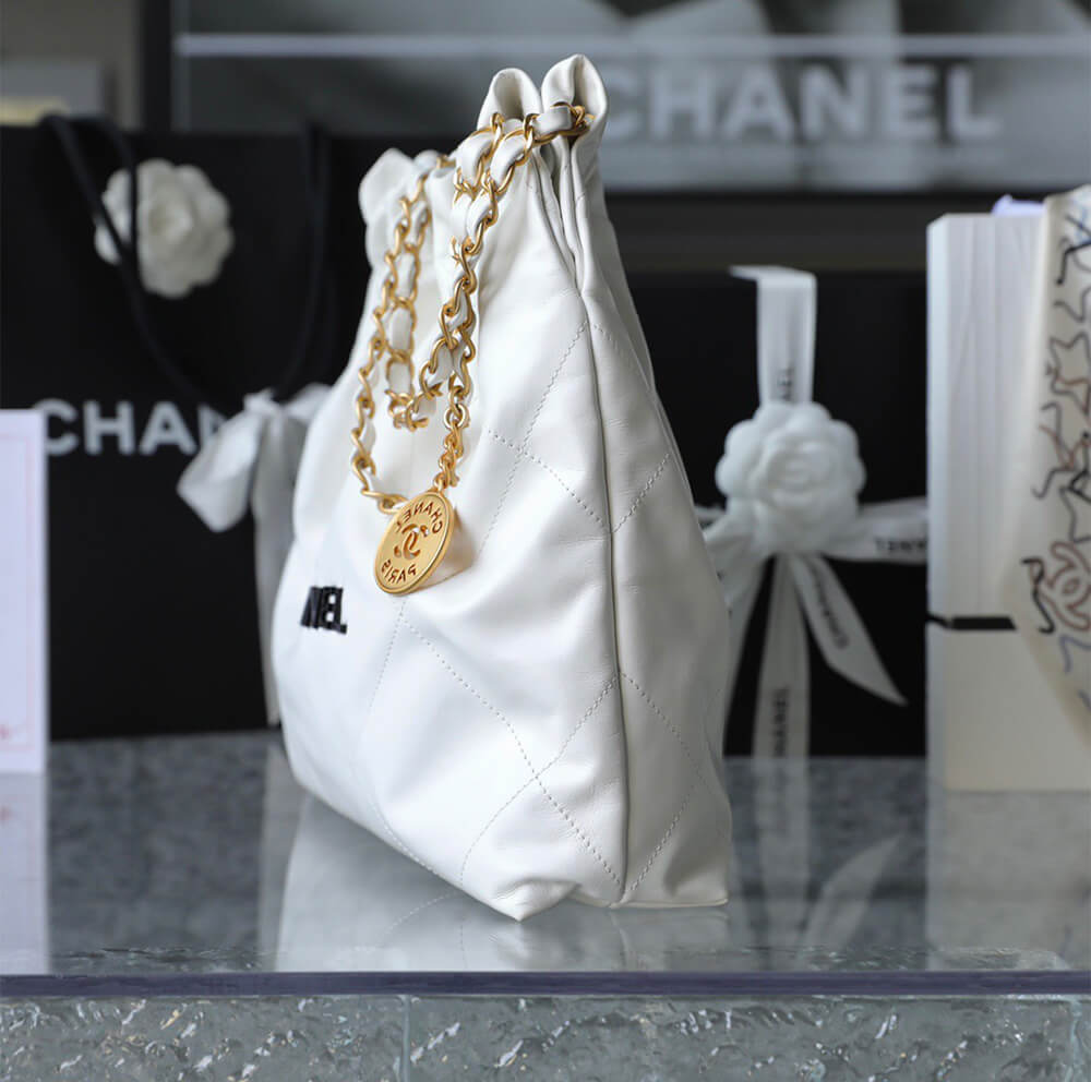CHANEL 22 SMALL HANDBAG(high-end grade) - Top Club