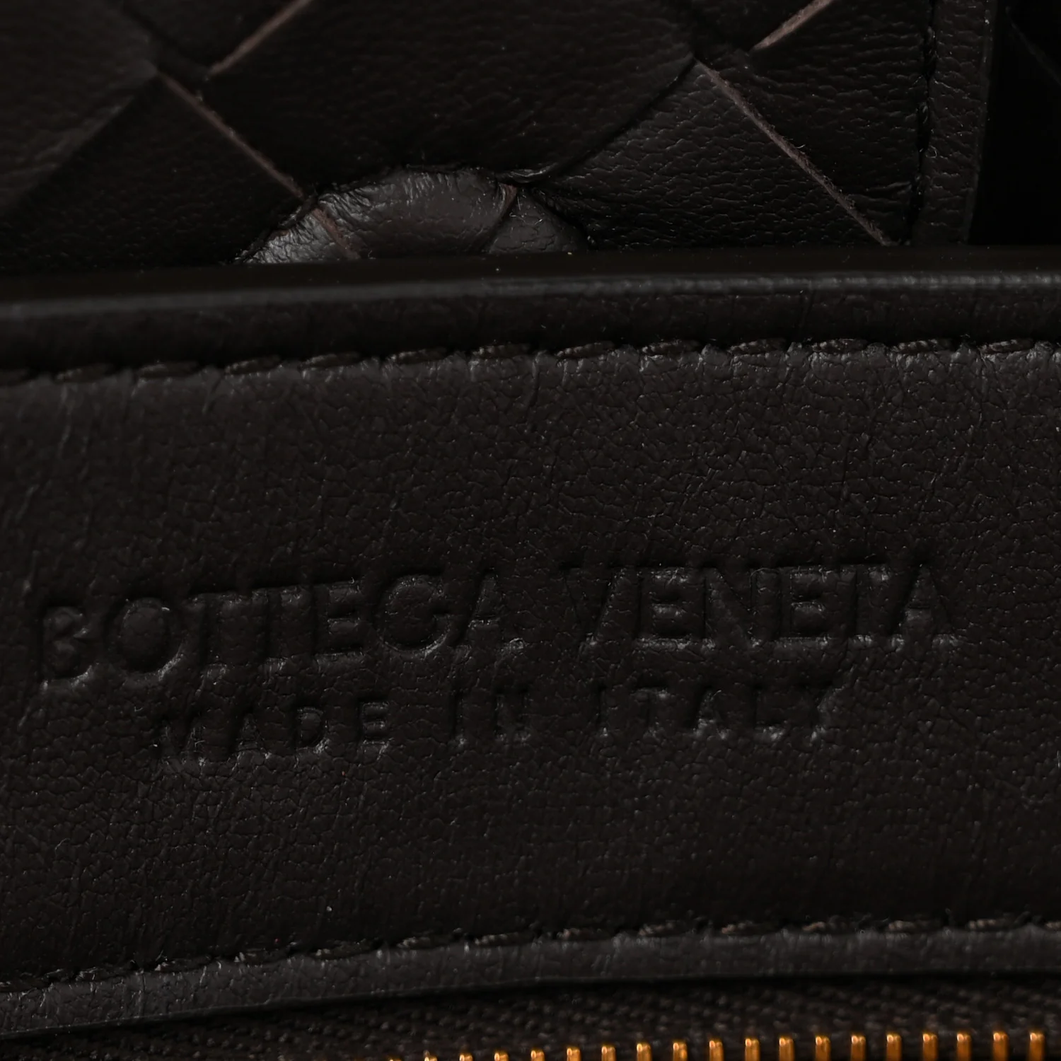 Nappa Intrecciato Medium Andiamo Shoulder Bag Fondant - Top Club