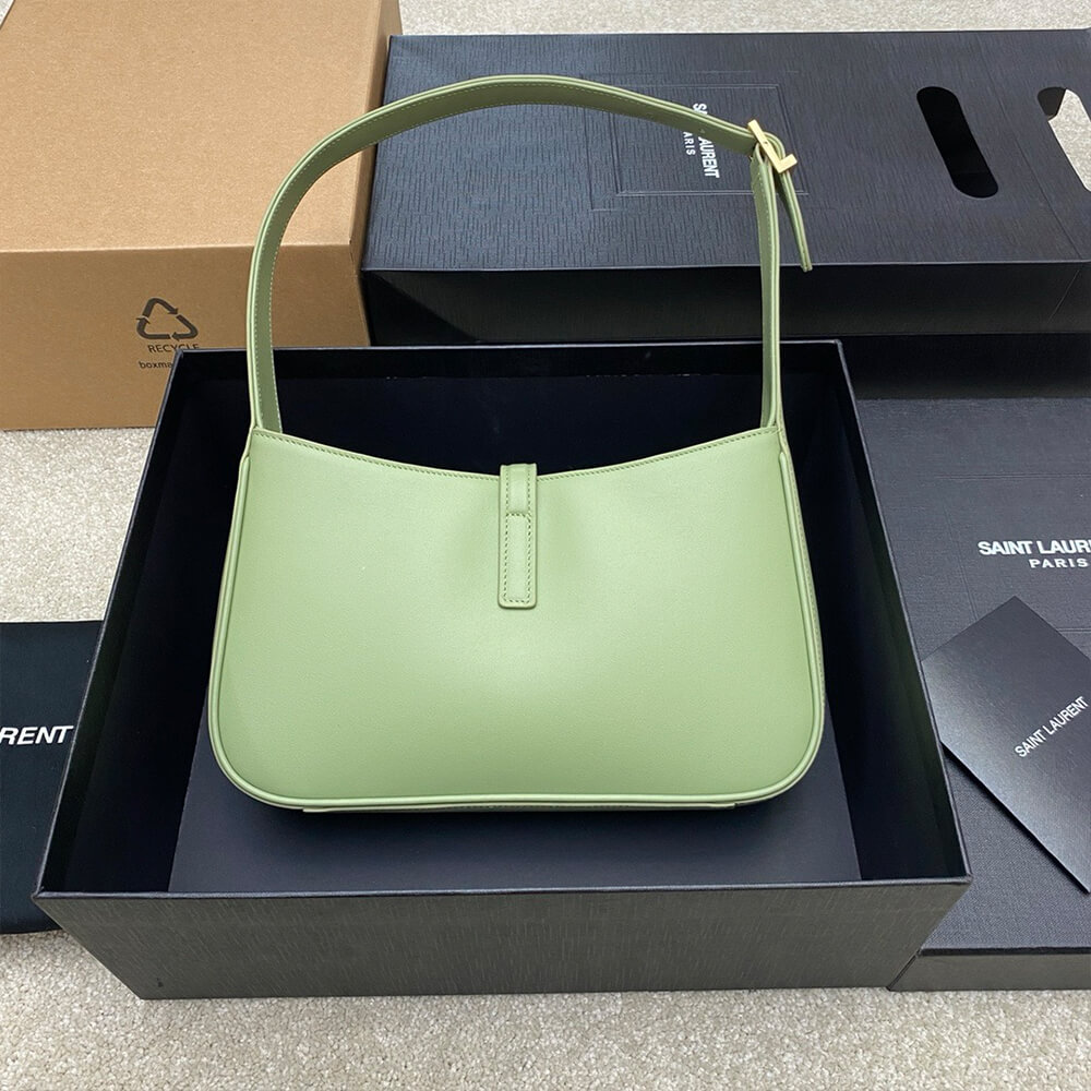 YSL LE 5 A 7 HOBO BAG IN SMOOTH LEATHER - Top Club