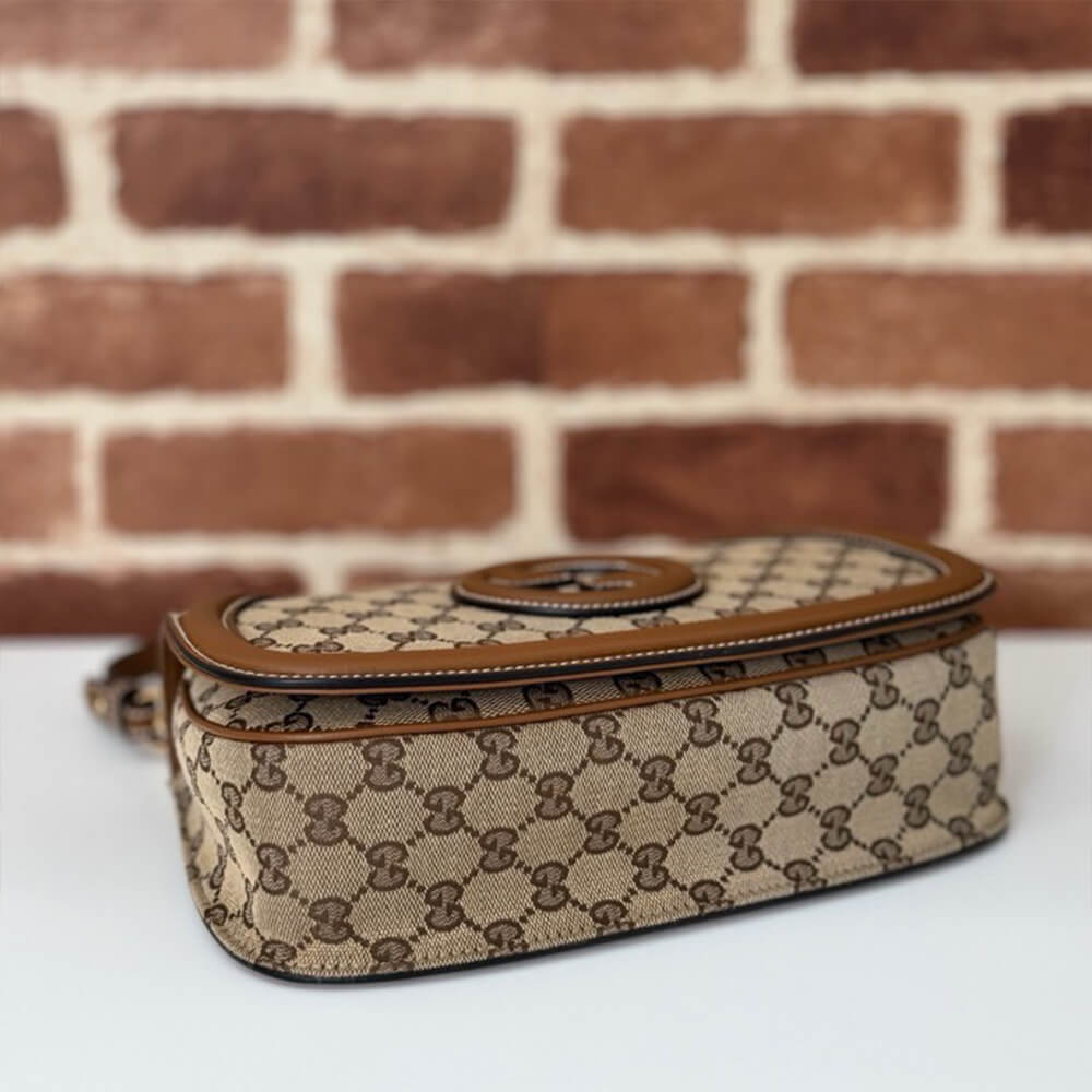 Gucci Blondie small top handle bag - Top Club