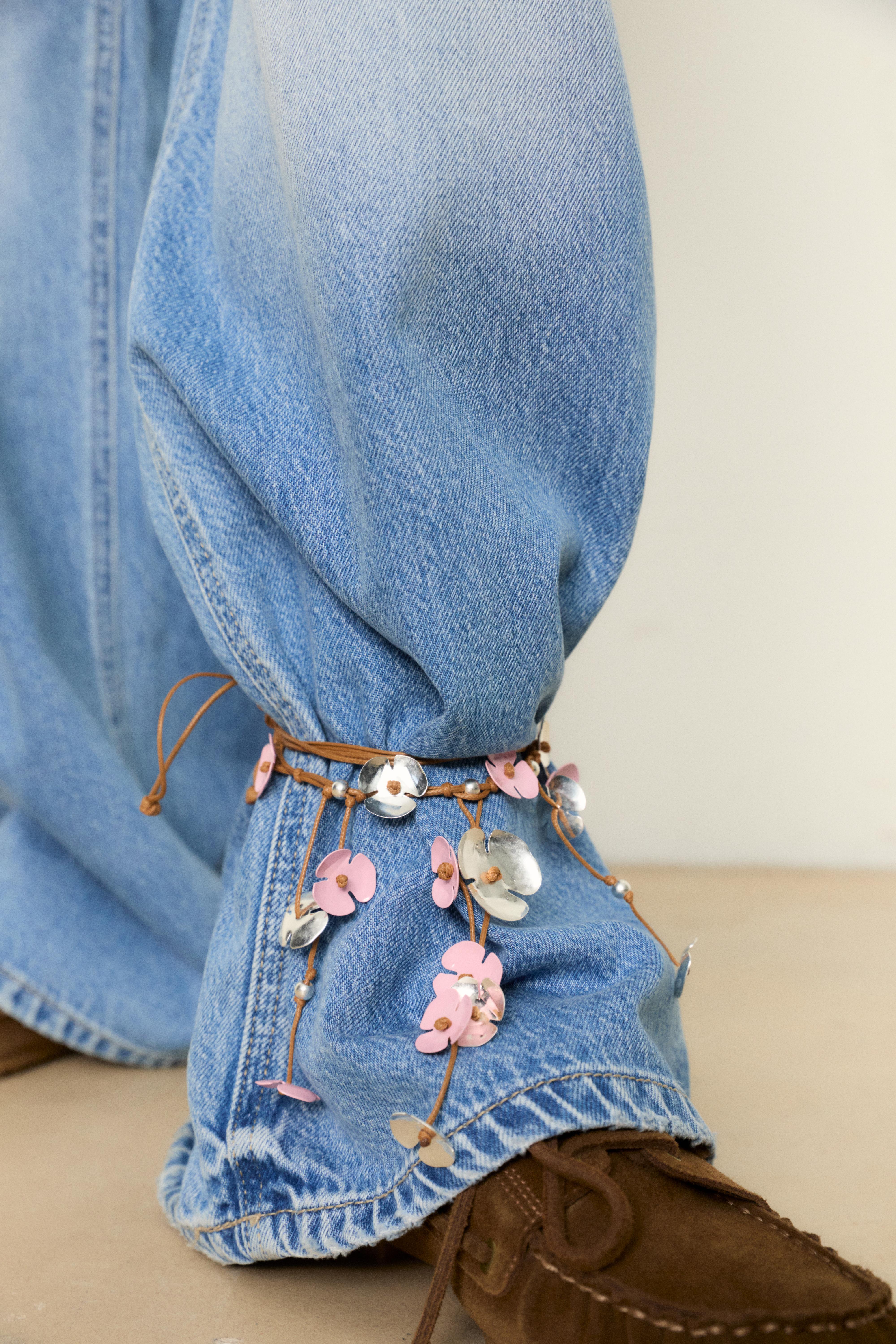 D91 LOW WIDE-LEG JEANS