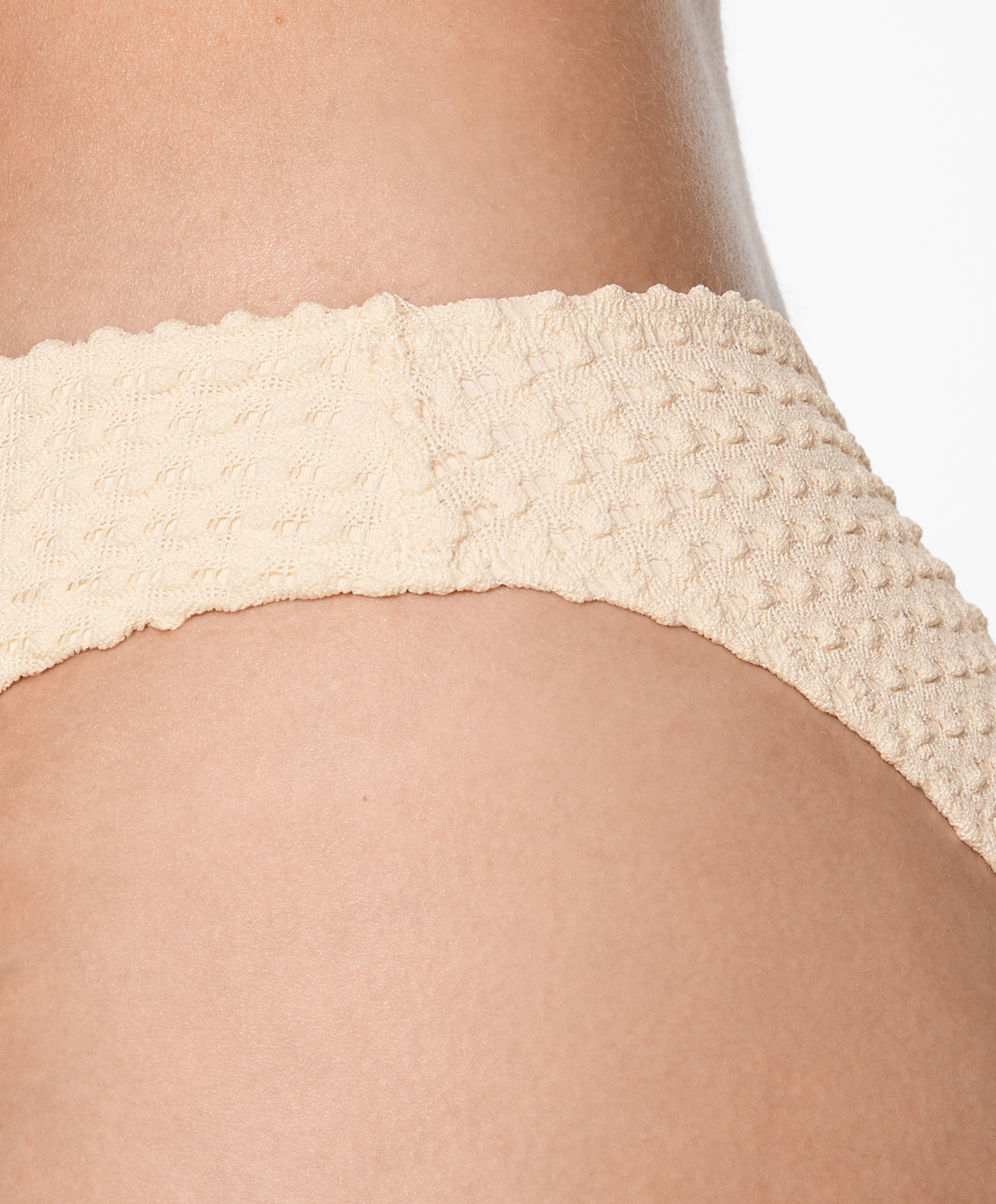 OYSHO Bubble textured classic bikini briefs