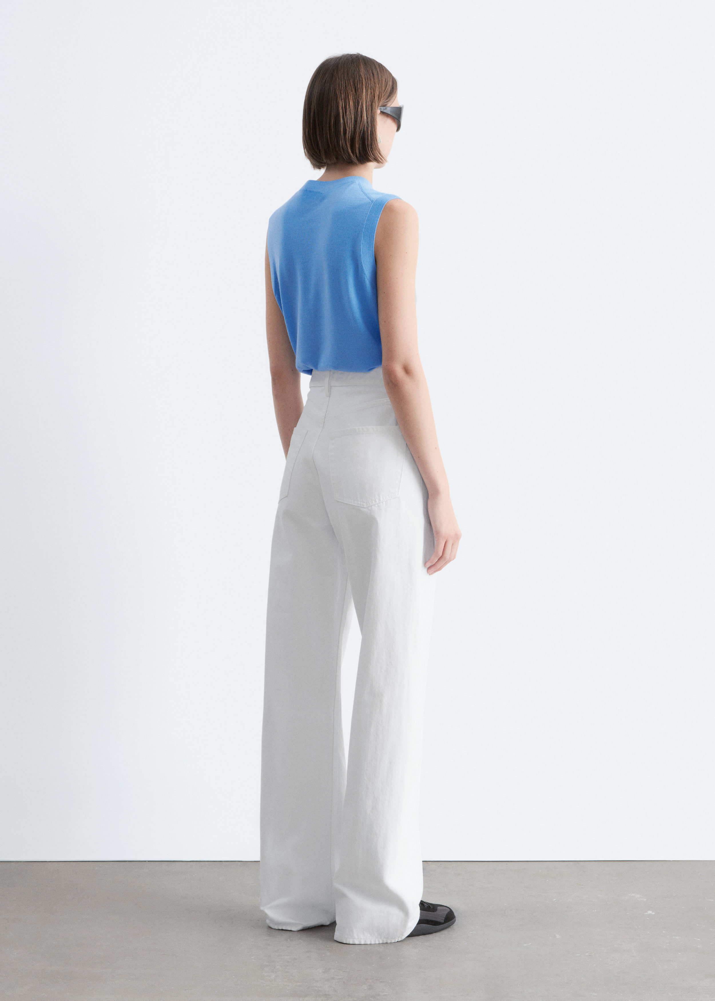 & Other Stories BARREL-LEG JEANS