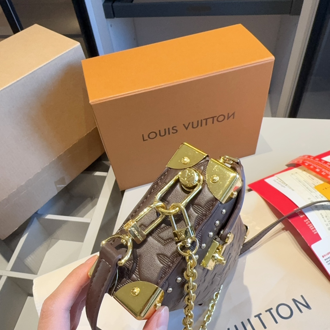 Louis new arrival slim trunk bag size:23*11*5 cm - Top Club