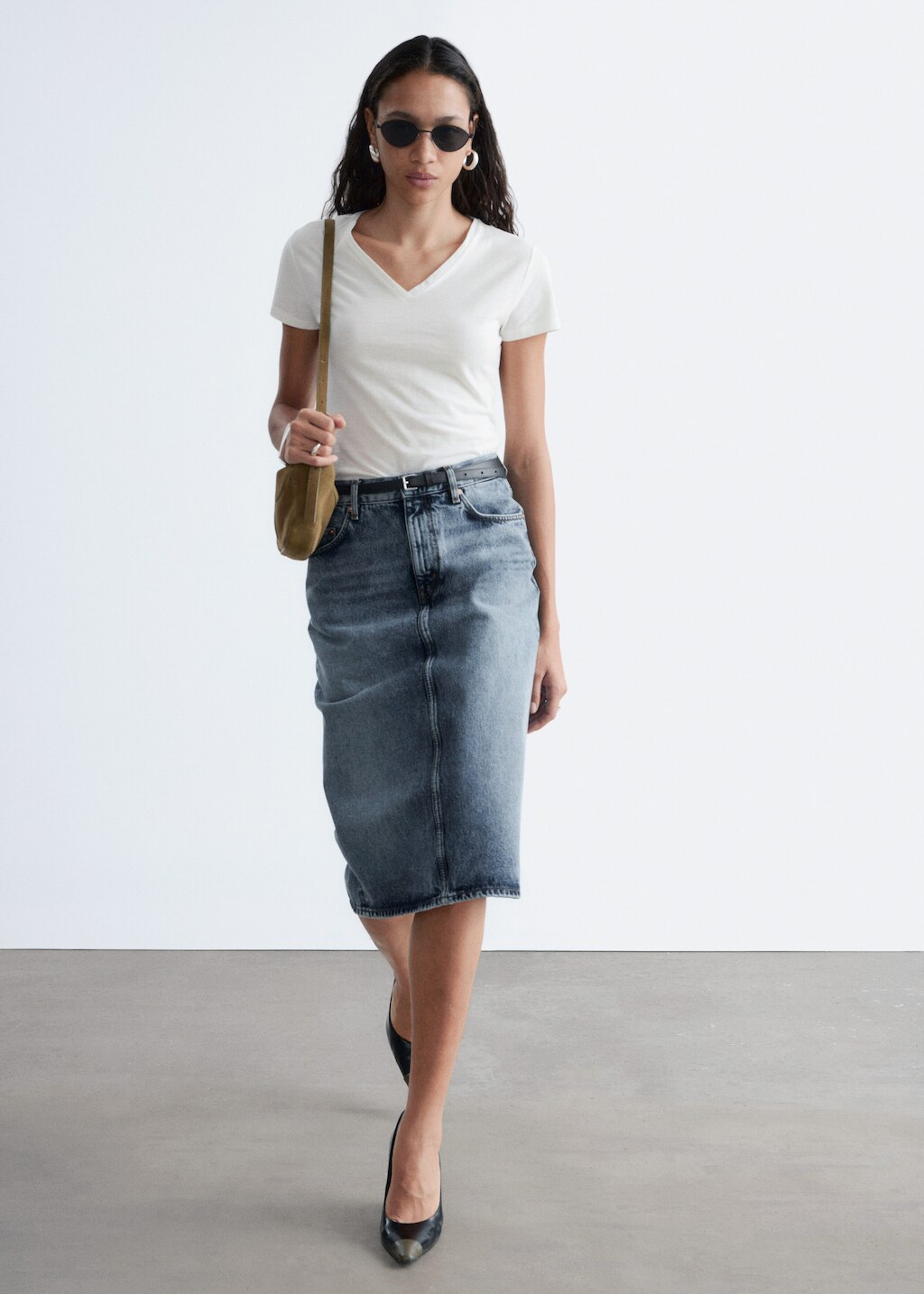 & Other Stories COTTON V-NECK T-SHIRT