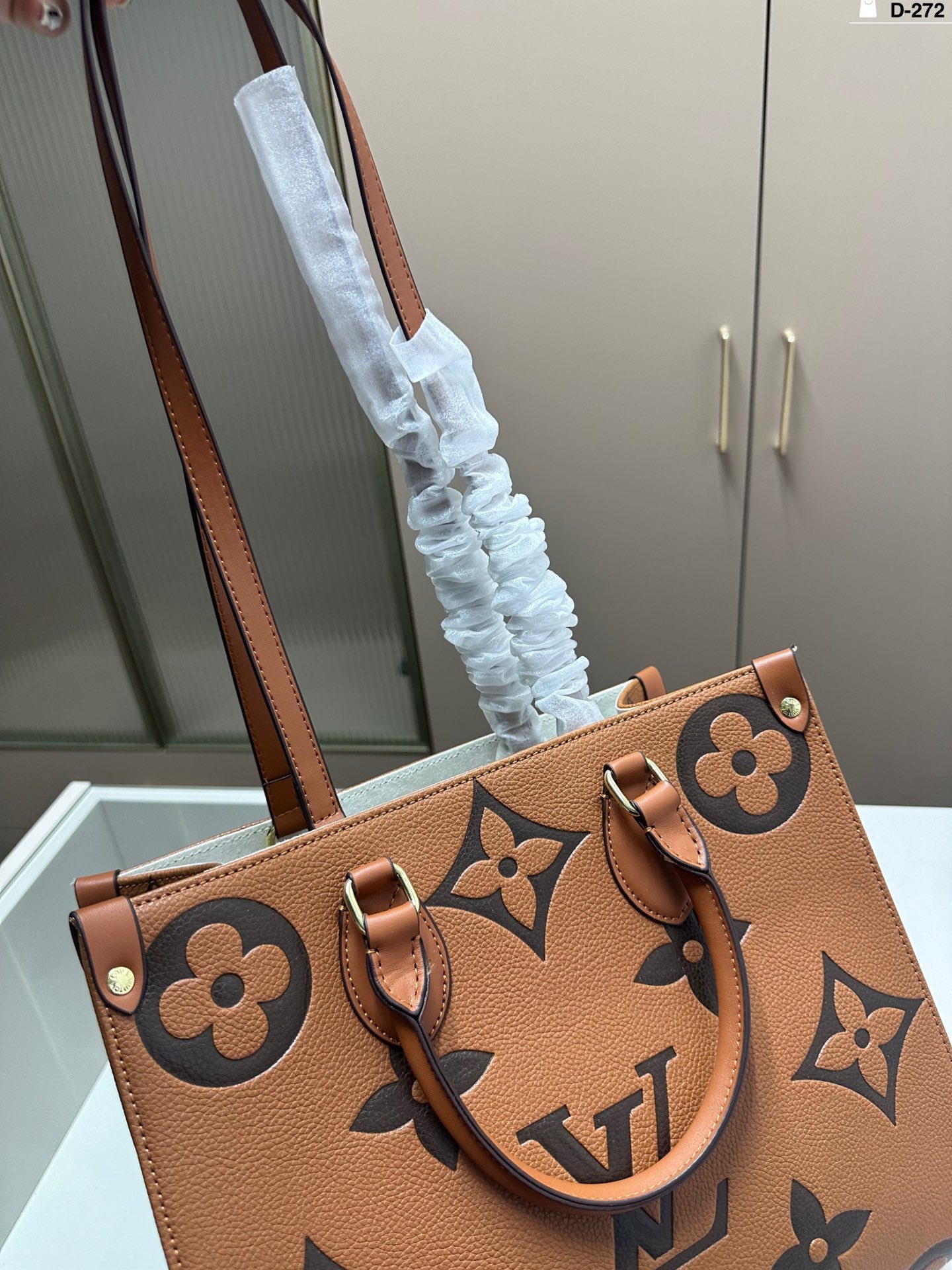 louis new arrival onthego tote bag size: 32.15.27 cm - Top Club
