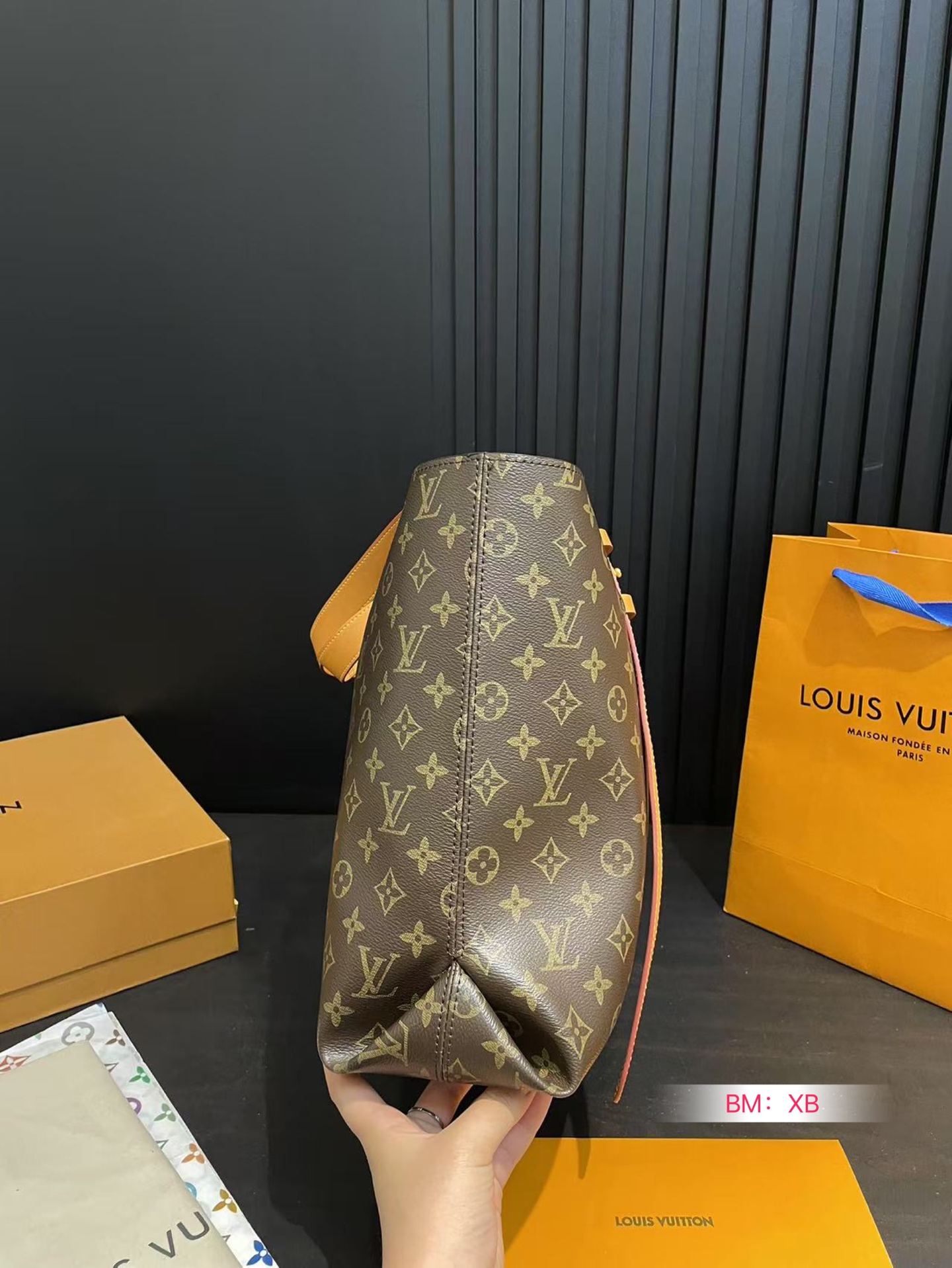 Louis new arrival tote bag size: 44*30 cm - Top Club